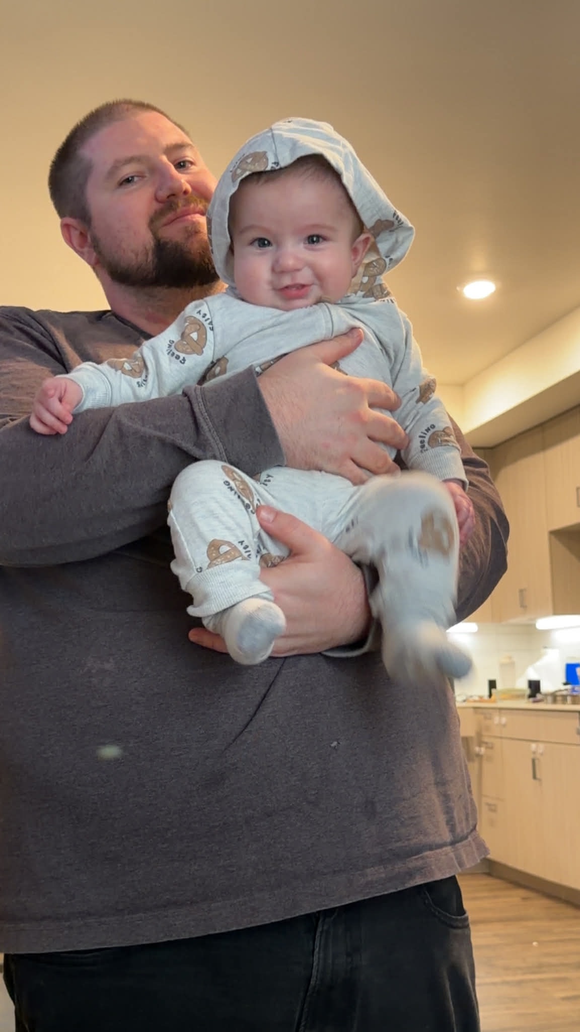 Help Baby Aaron and his family though his next heart surgery campaign photo, 4 of 8
