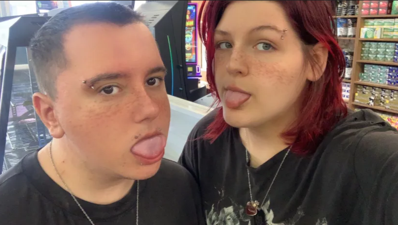 Help me got to the US once more and Marry my Fiancé pinned link photo