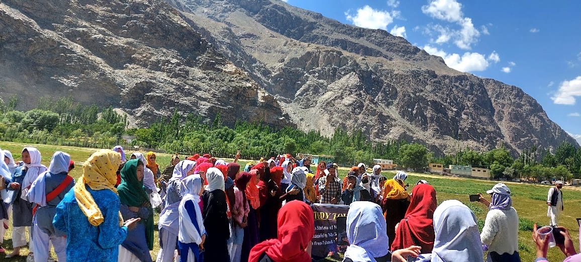 Girls gathered in Machulo