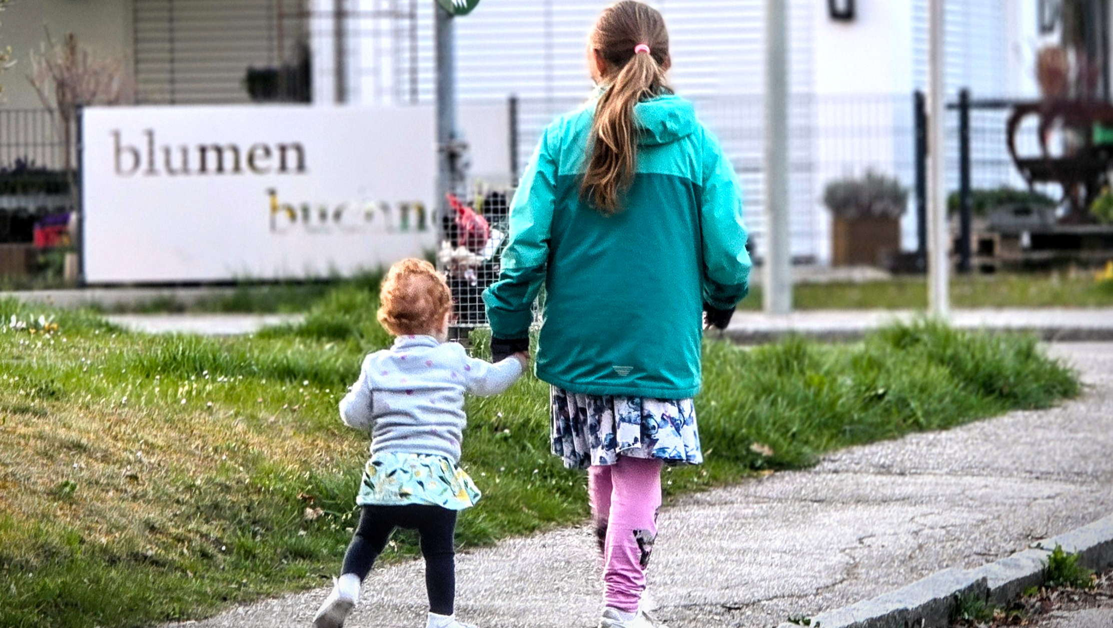 „Kleines Mädchen, großer Mut – Hilfe für Mila" photo