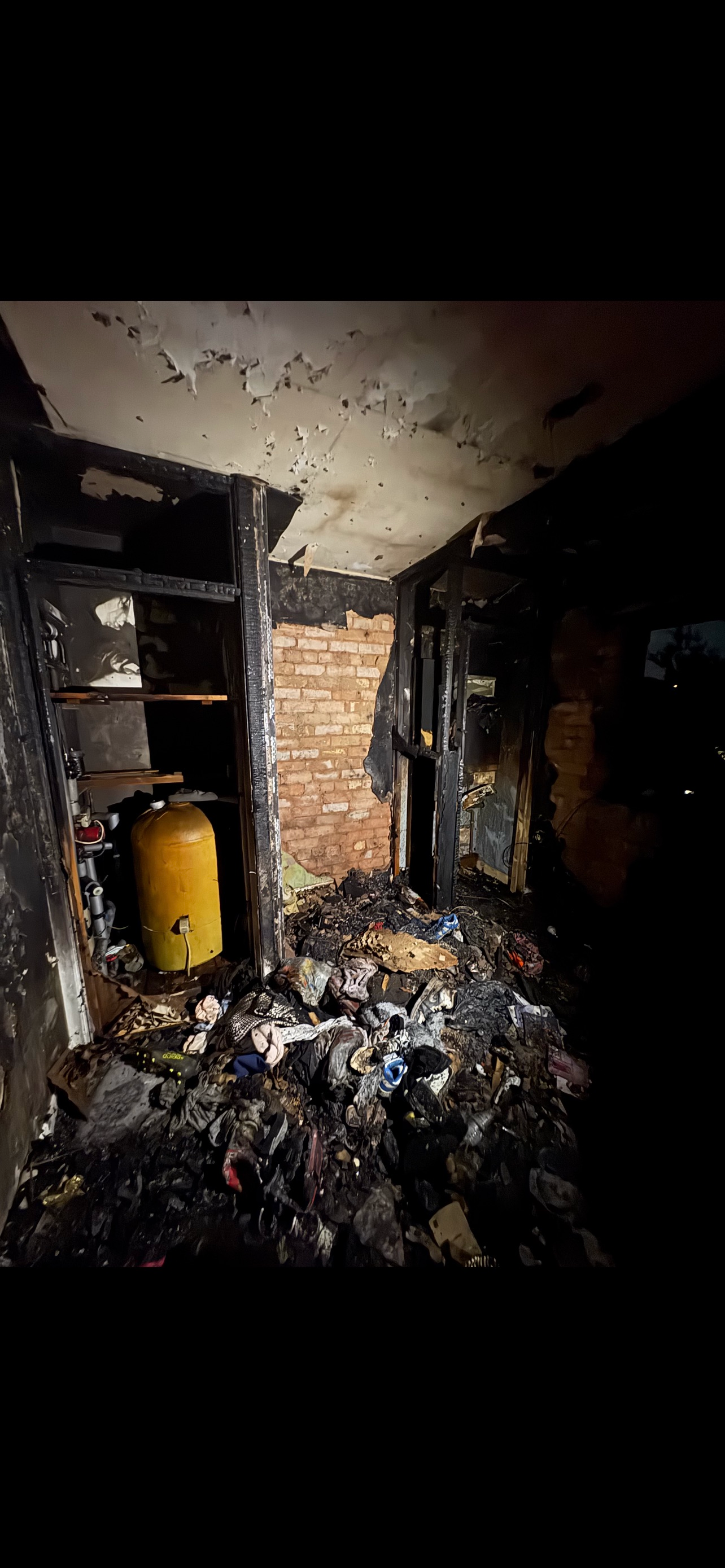Mother and kids lost everything due to house fire campaign photo, 4 of 5