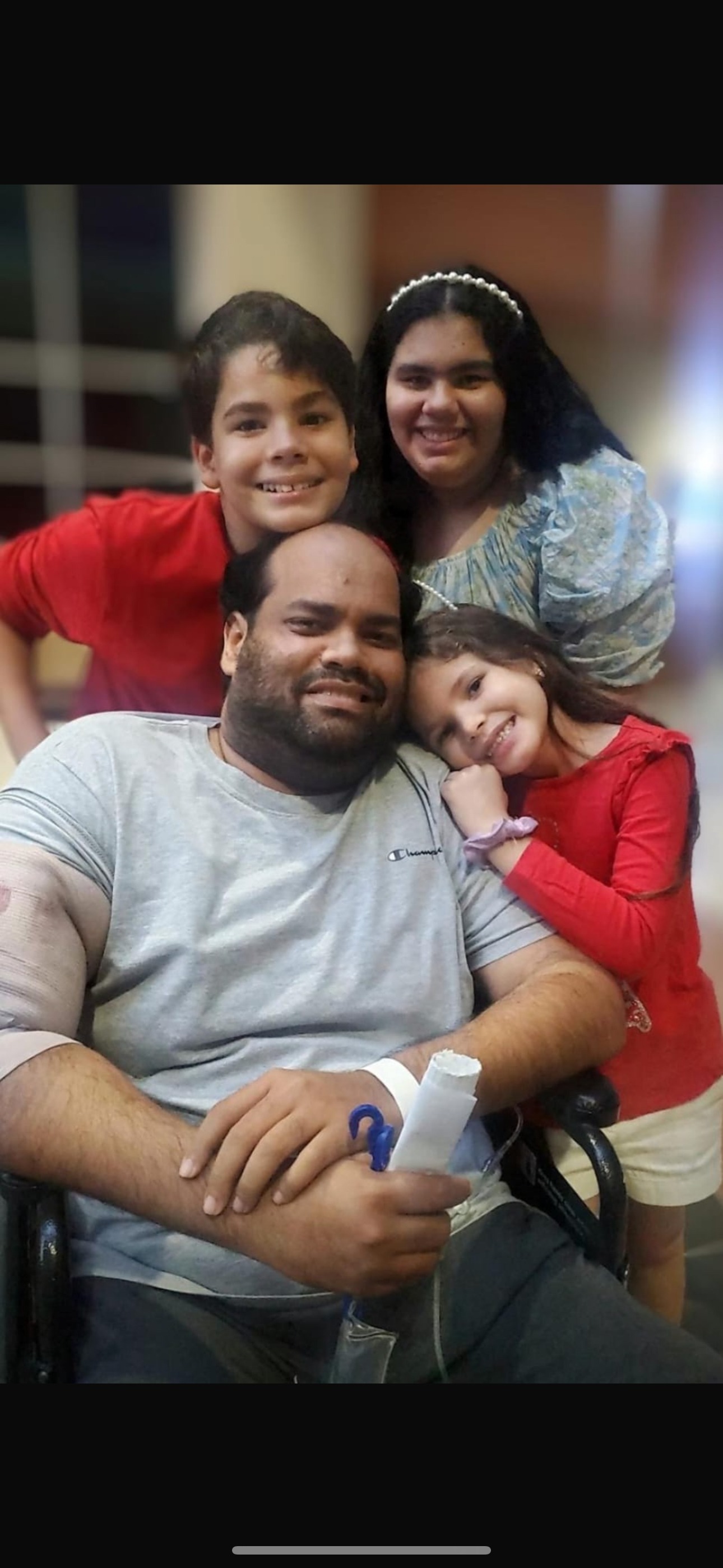 Ayuda urgente para salvar la vida de Rhandol . campaign photo, 2 of 4