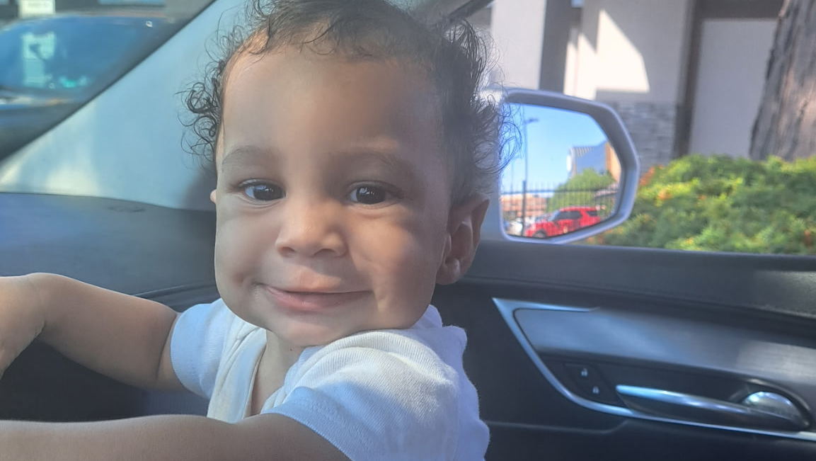 Please help keep a mom and her children together photo