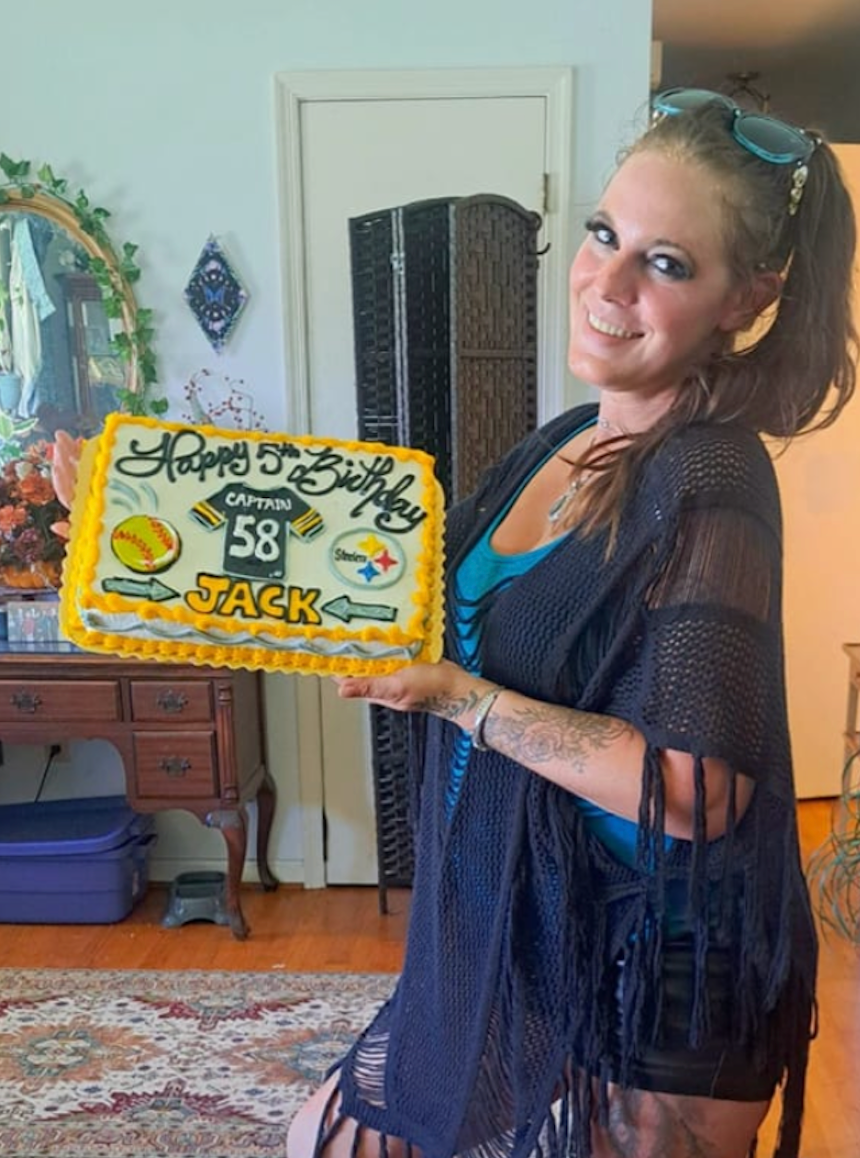 Help Re-home Single Mom and Autistic Child Displaced by Fire campaign photo, 4 of 8