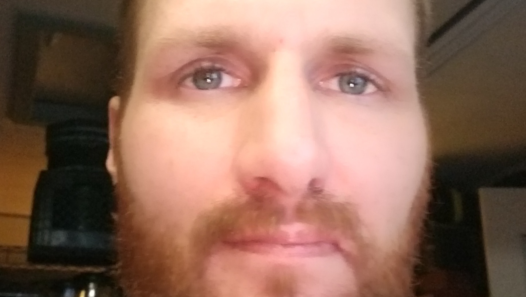 Help Robert Reach His Mom in Missouri photo