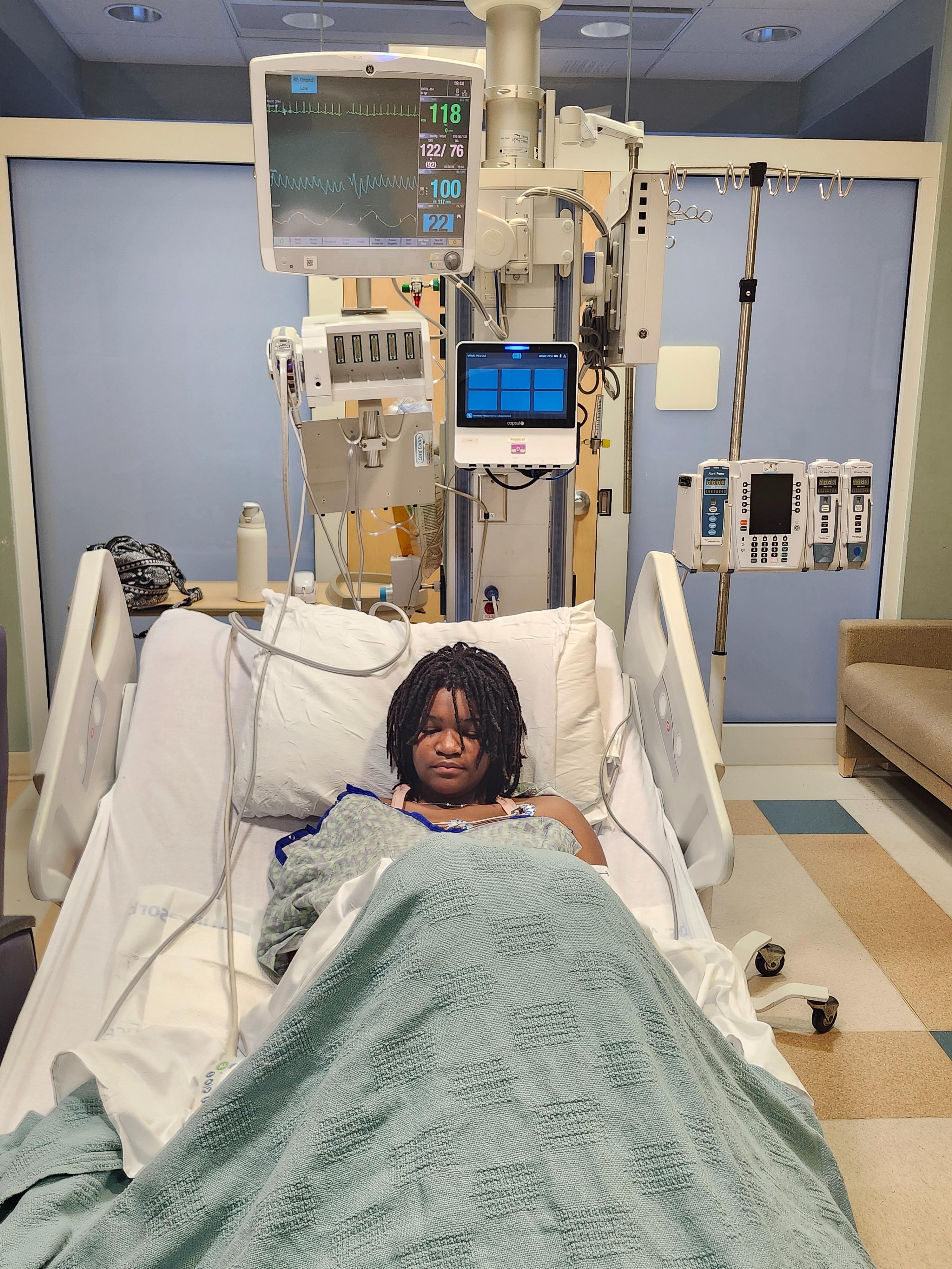 Desperately in need of help for our family! campaign photo, 5 of 8