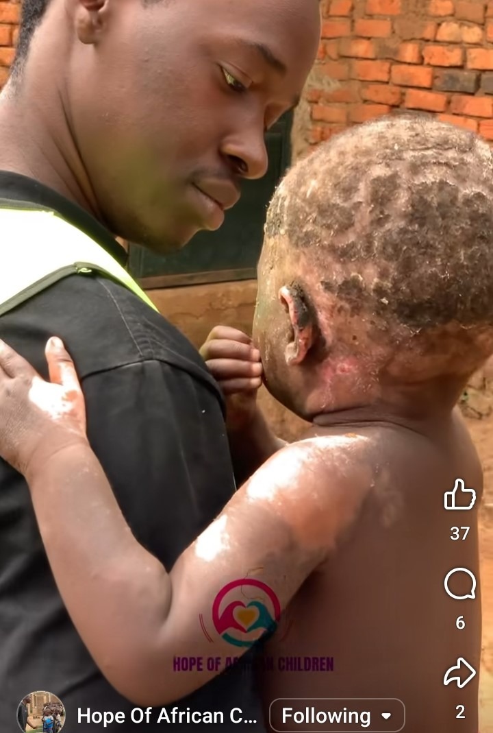 Medical attention for Kwagala's campaign photo, 4 of 5
