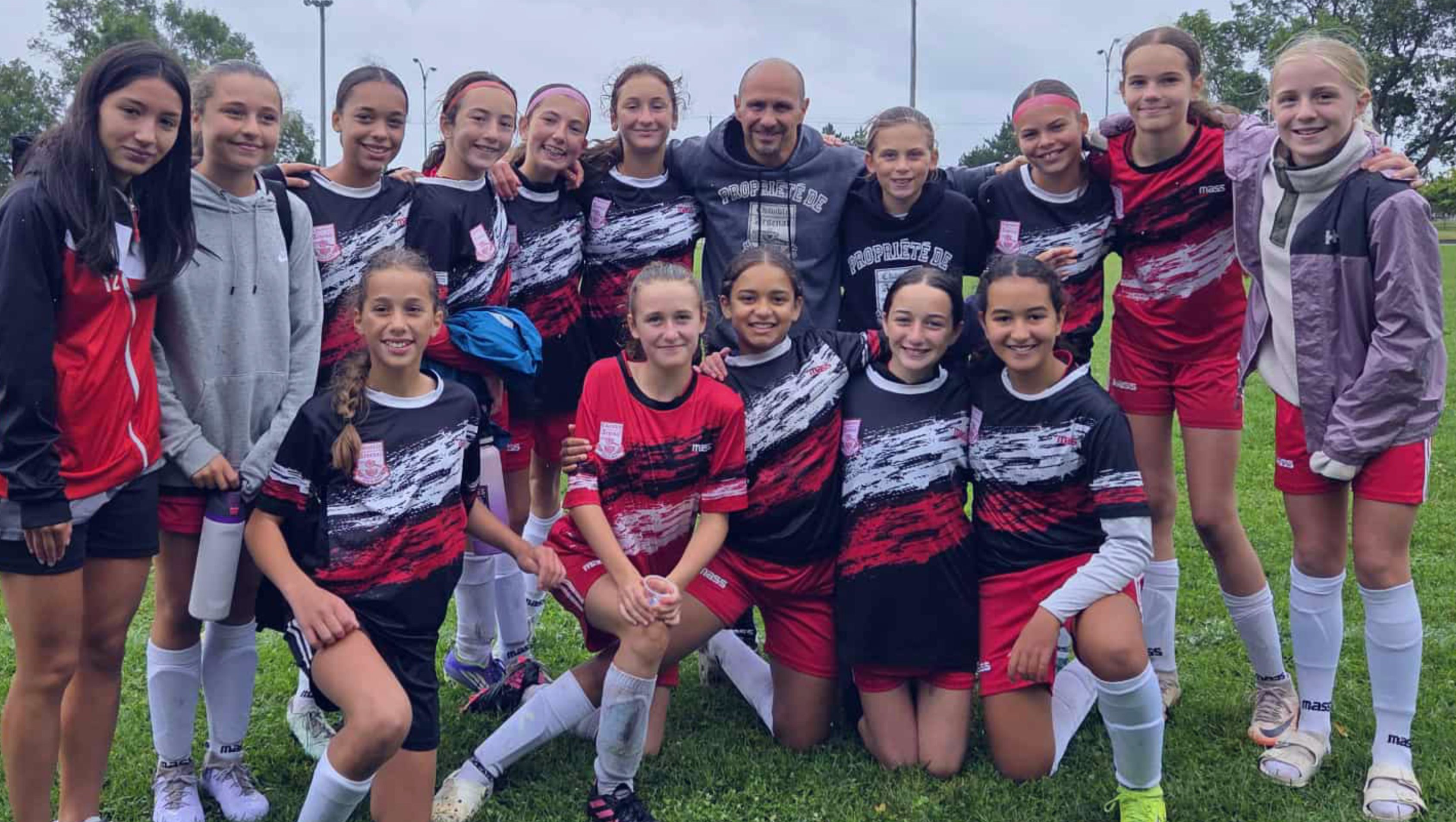 Fundraiser by Sophie Rossi : Un But, Un Rêve – Équipe U13 Féminine de  l'Arsenal Chambly, image size:3375x1906