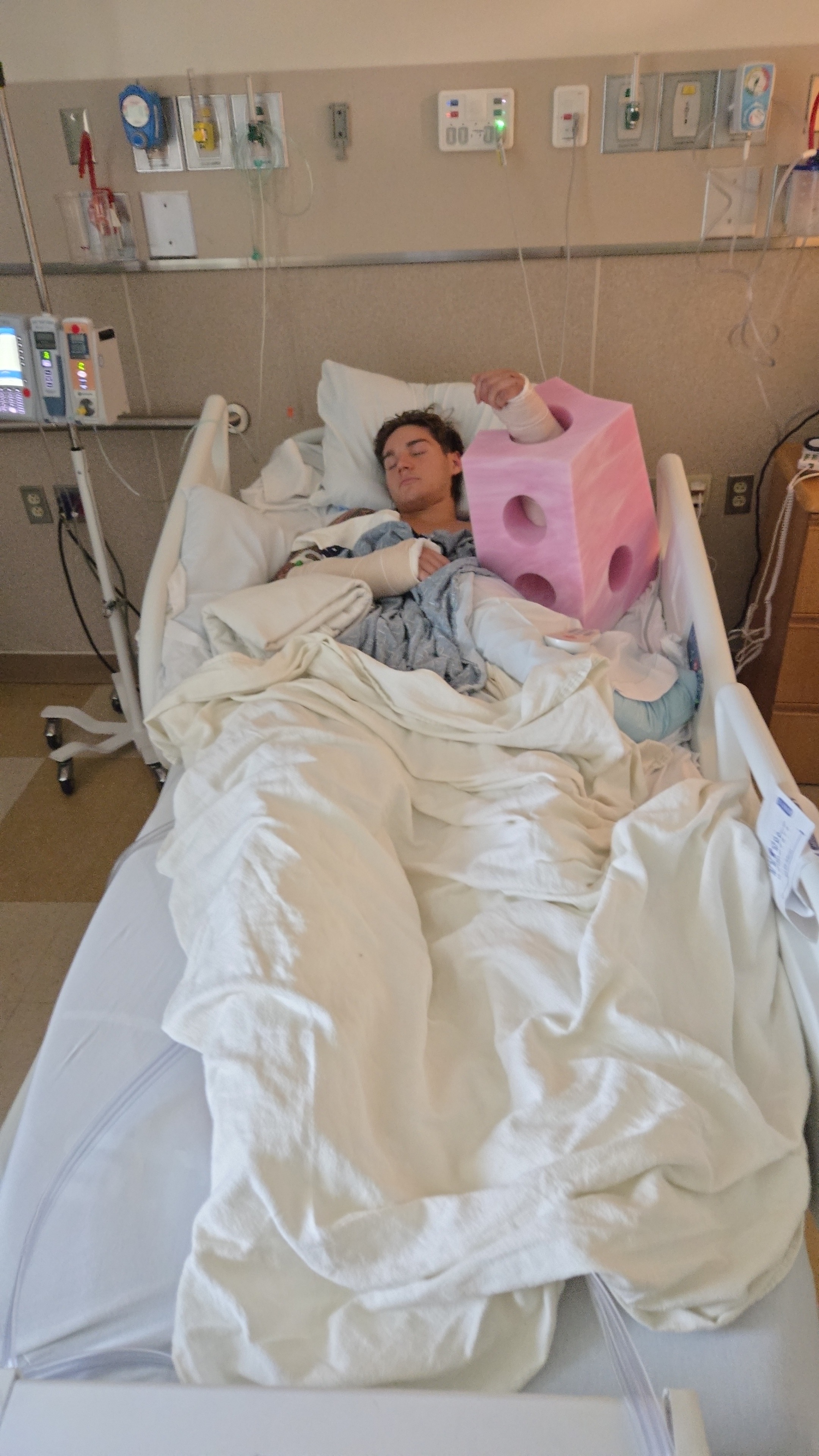 Donate for Phoenix Plante medical treatment bills campaign photo, 4 of 7