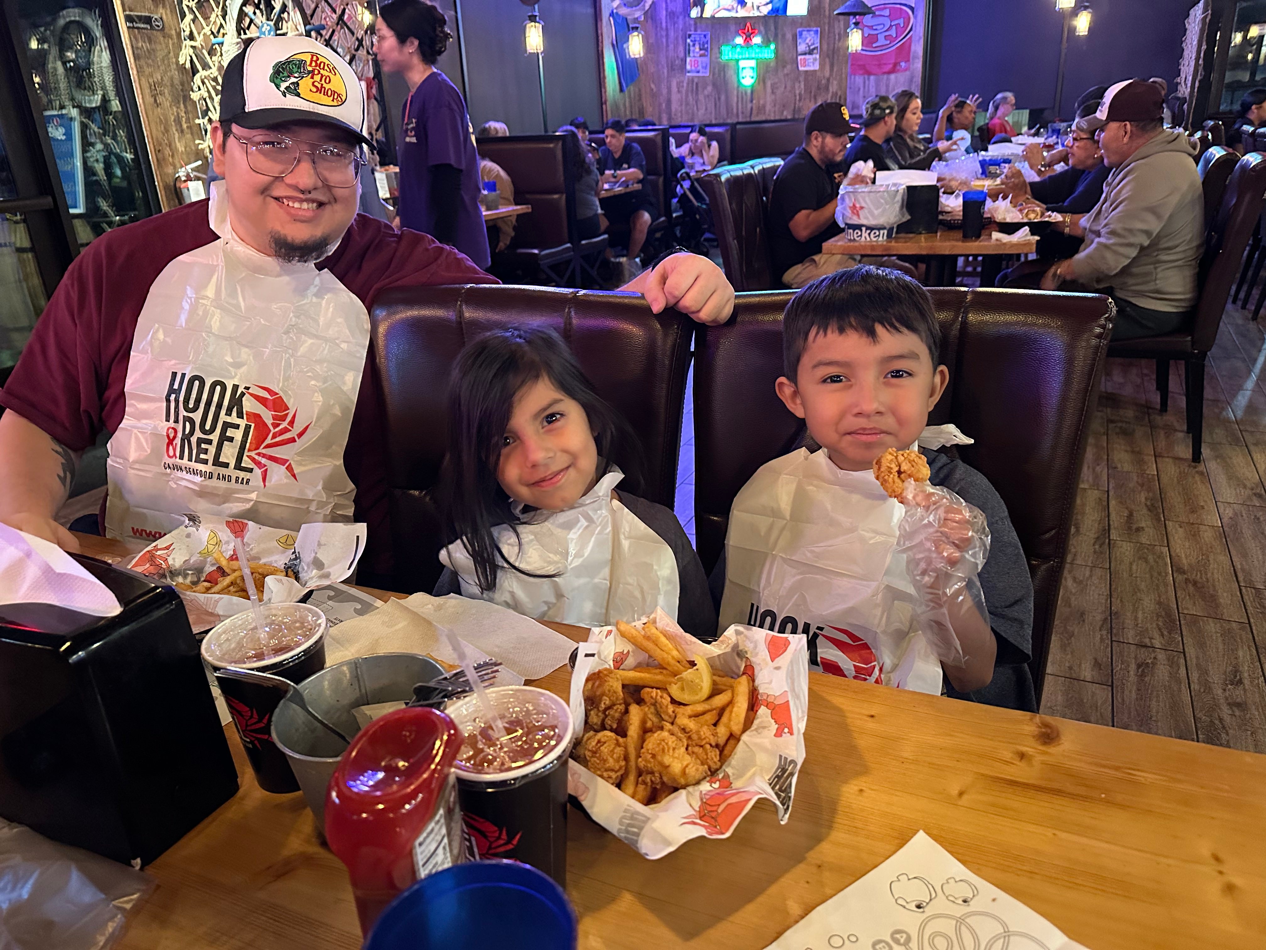 Help Steve Diaz Reunite with His Children campaign photo, 2 of 6