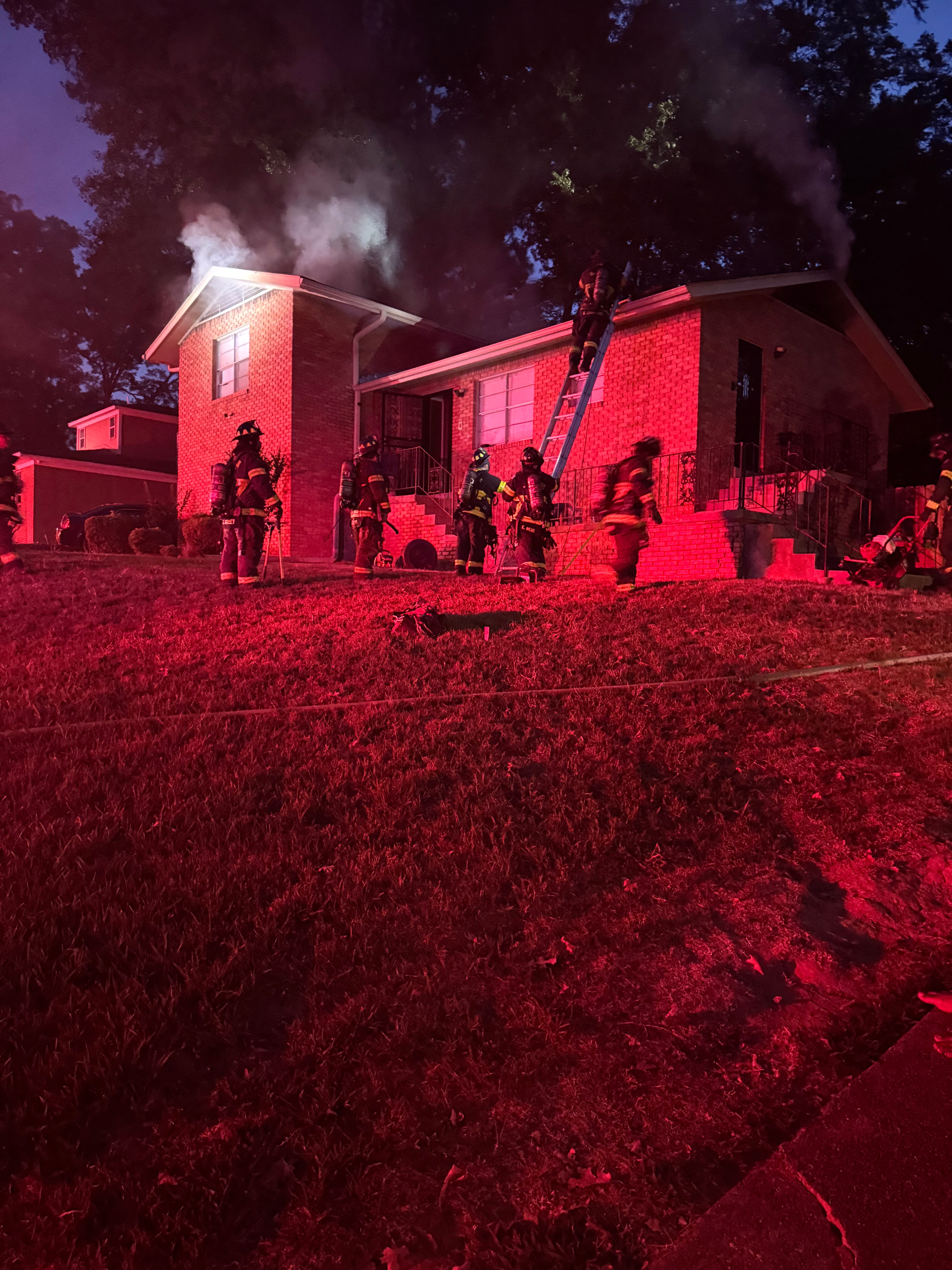 Family of 7 in Need After House Fire campaign photo, 4 of 6