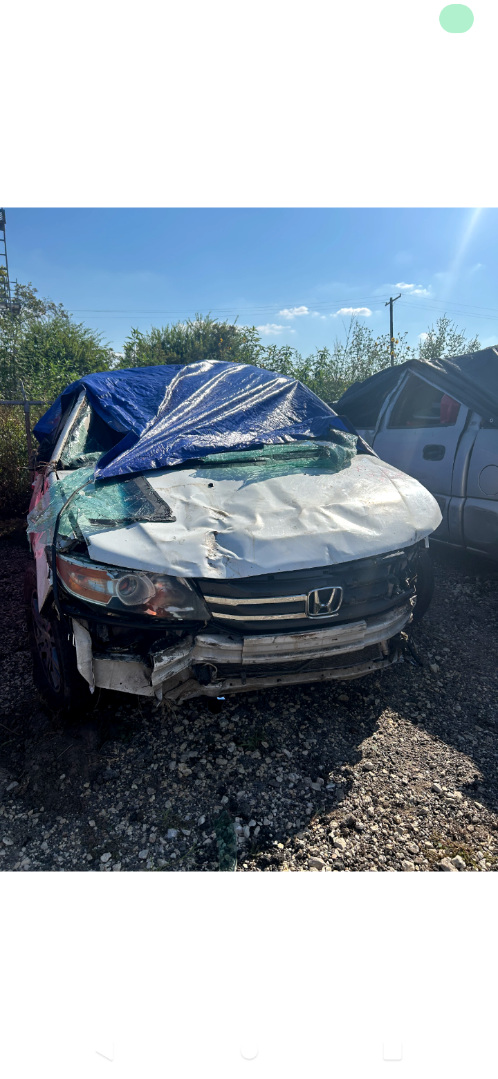 Help A Mom Of 3 Recover From A Car Accident campaign photo, 5 of 7