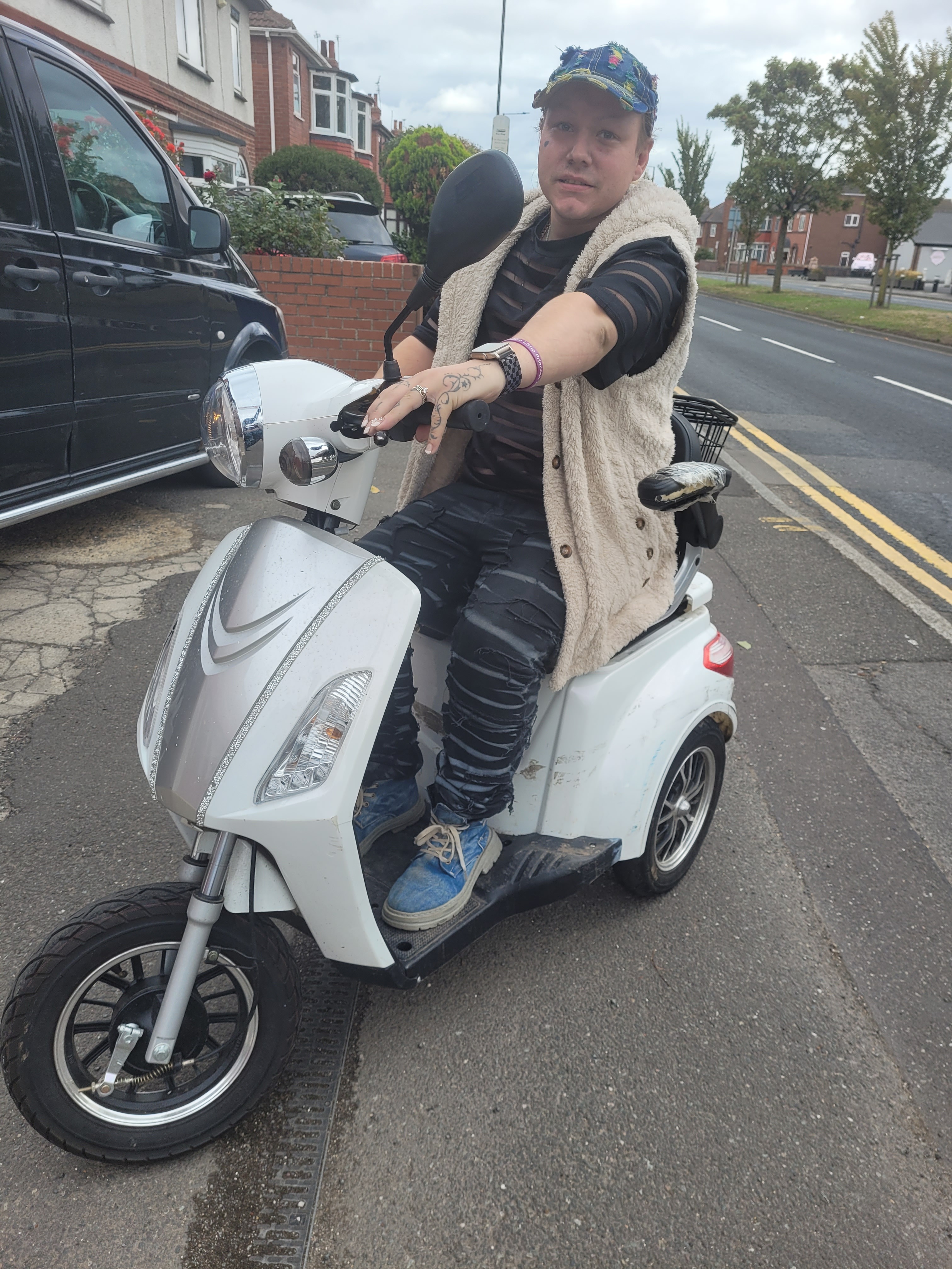 stolen help to get a replacement mobility scooter please  ❤️ campaign photo, 2 of 4