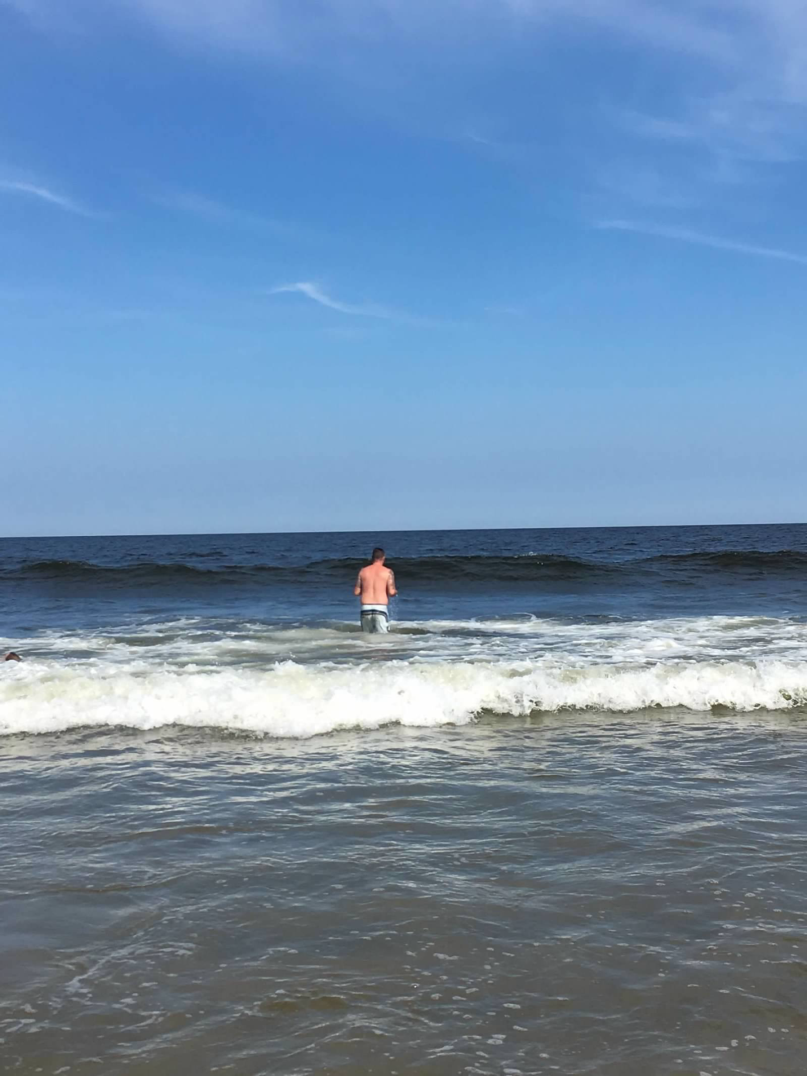 Create a Lasting Tribute for Peter at Surfer's Beach campaign photo, 4 of 7