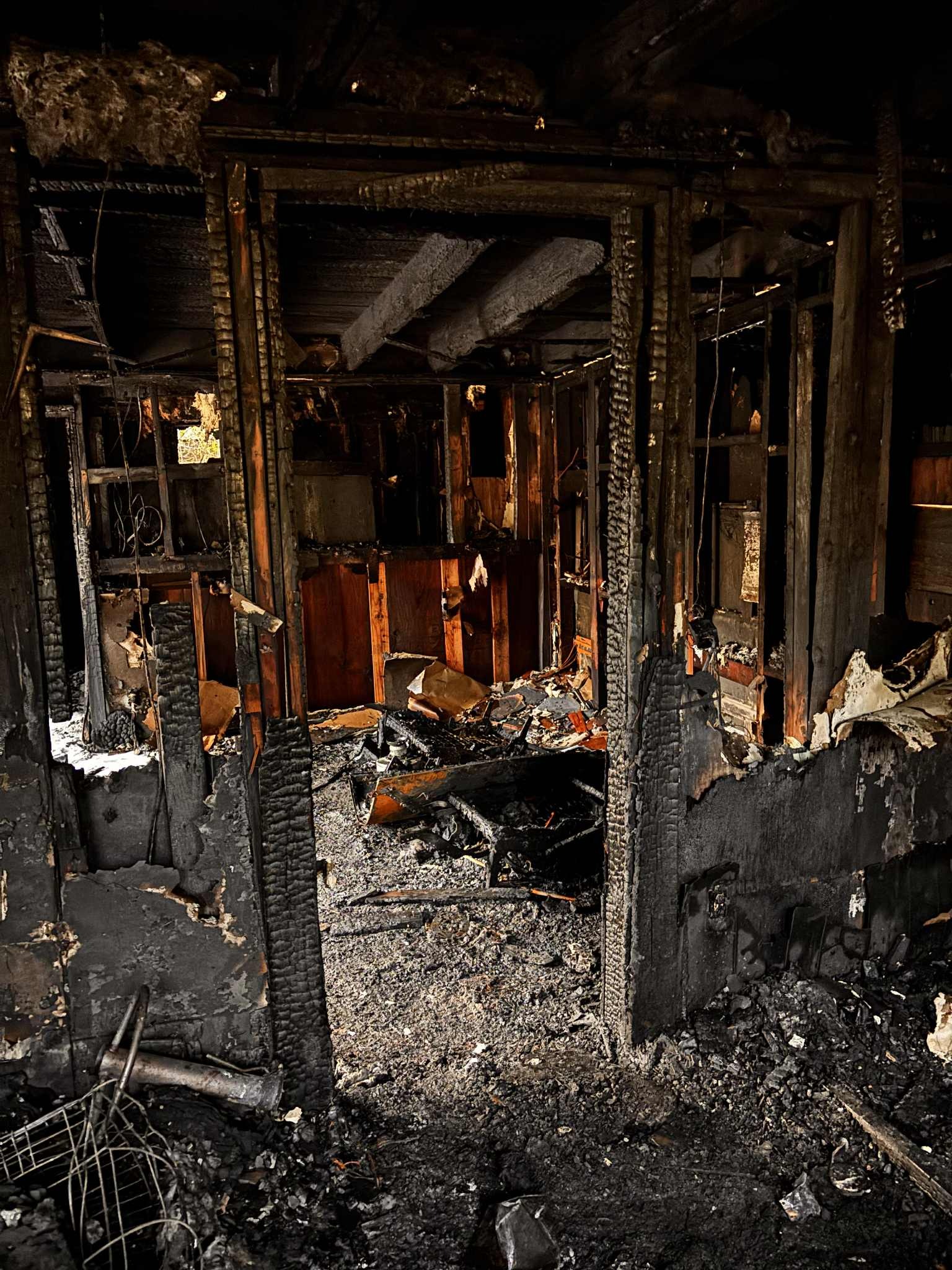 Help Jennifers family after losing everything in house fire campaign photo, 7 of 8