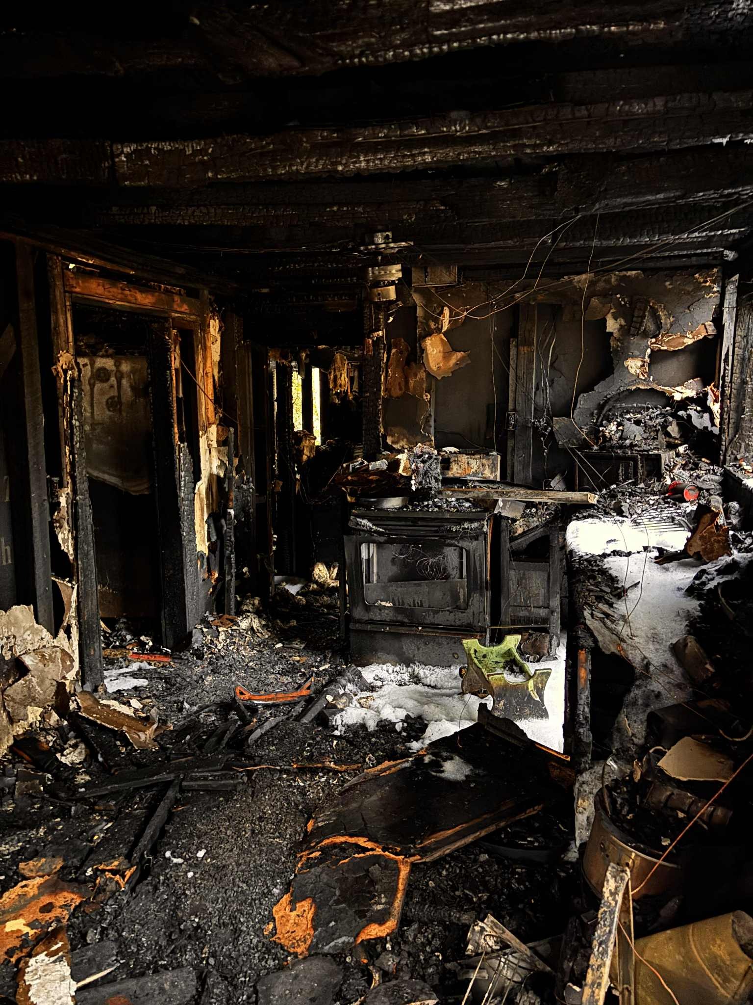Help Jennifers family after losing everything in house fire campaign photo, 2 of 8