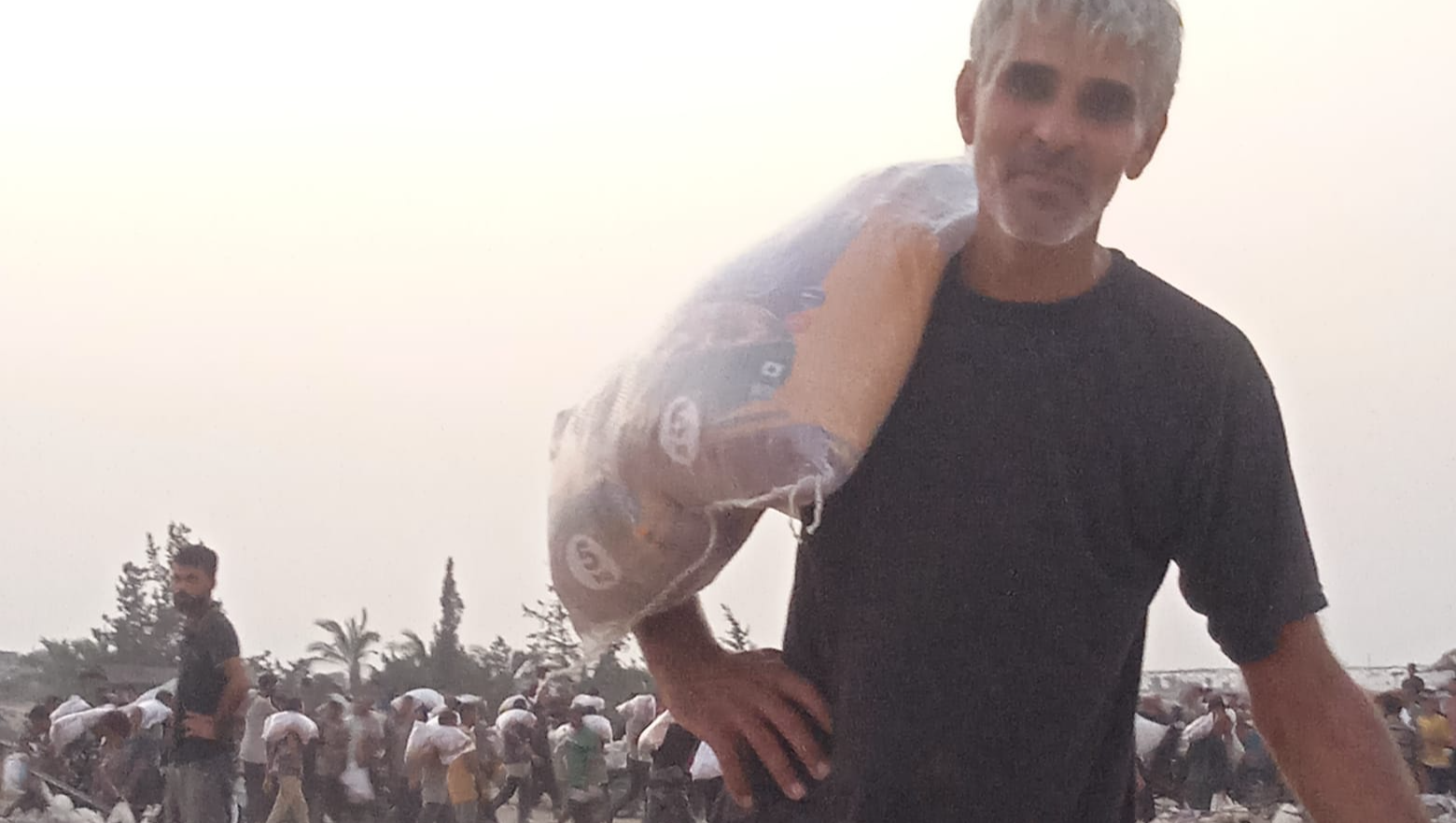 HELP A DISPLACED FAMILY SURVIVE AND FIND SHELTER photo