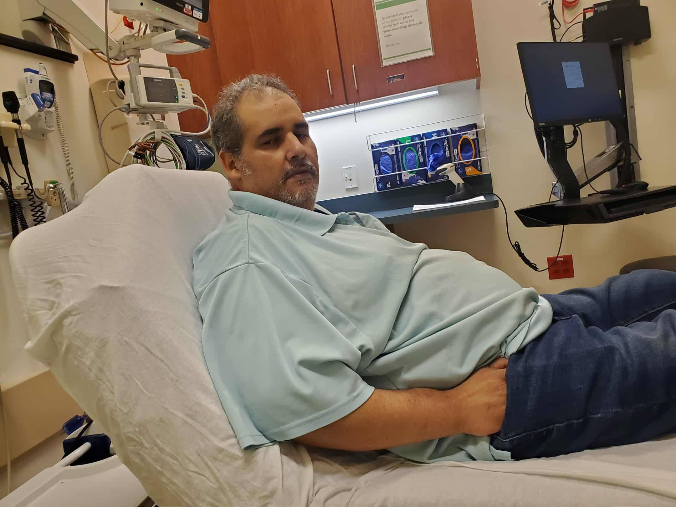 Help my dad: Ricardo’s Fight with Cancer - Family in Crisis campaign photo, 5 of 7