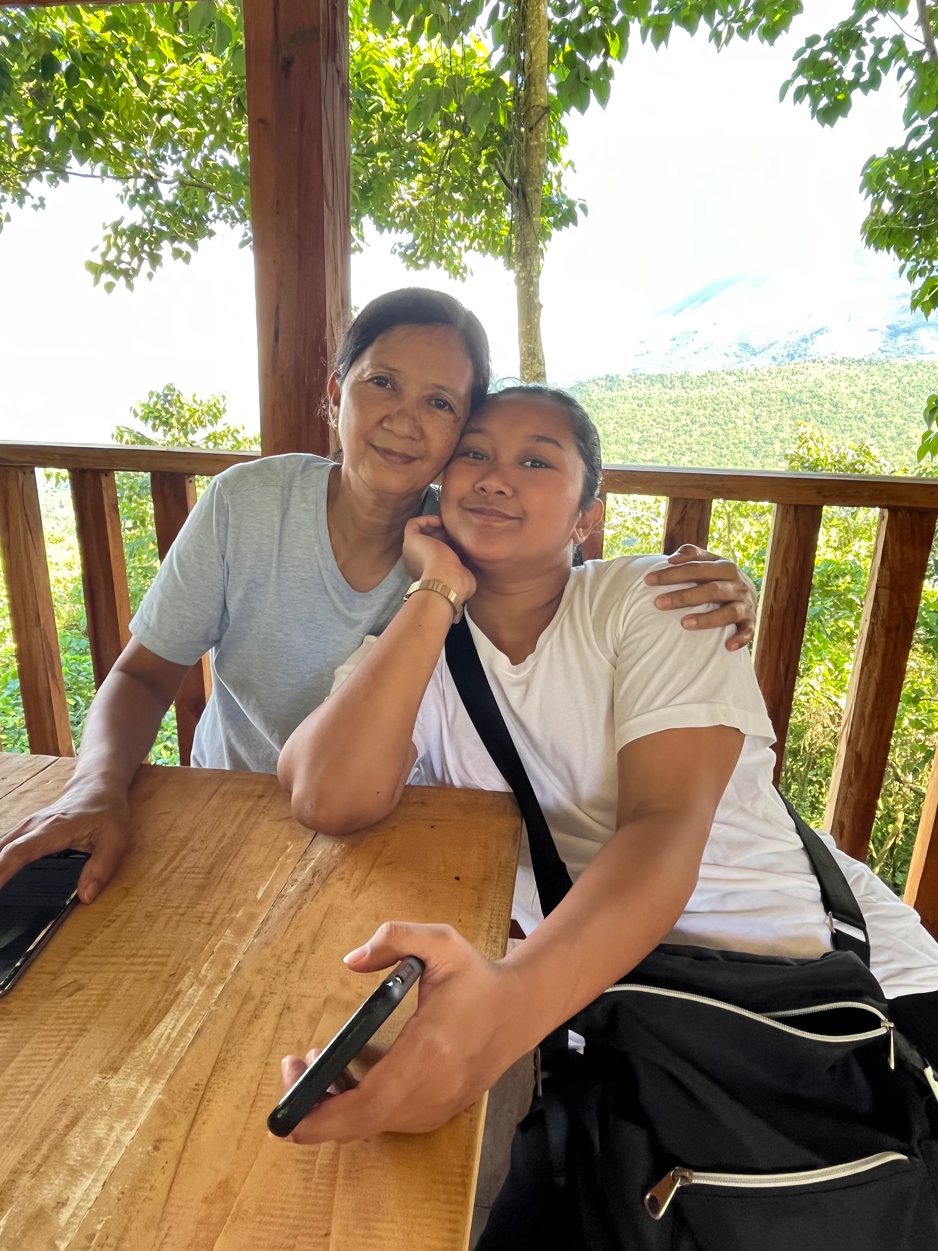 HELP MY MOM BEAT CANCER campaign photo, 5 of 7