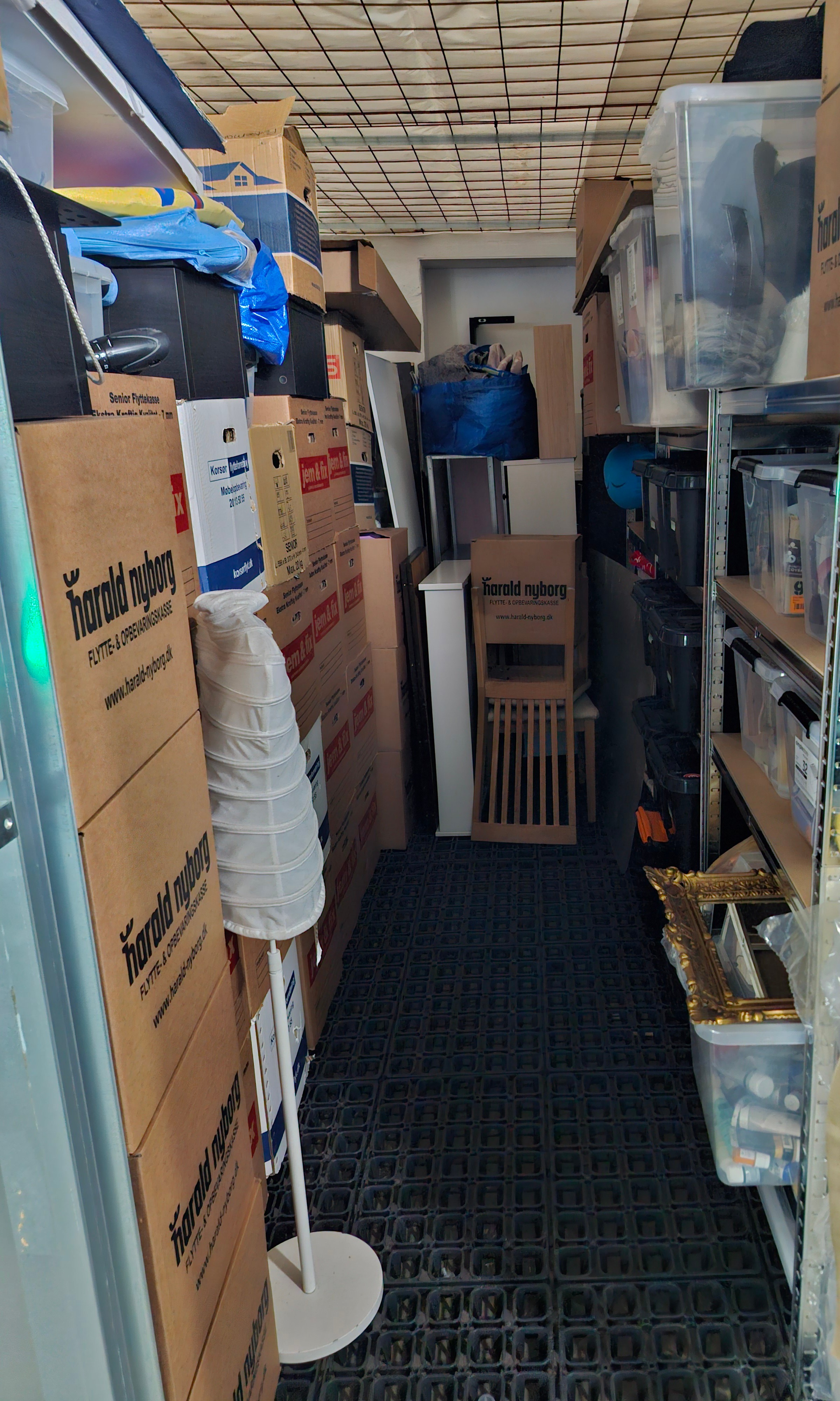 I lost all my things from the past 20 years in a fire campaign photo, 5 of 8