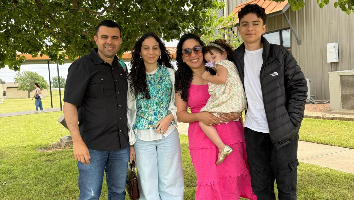 Help Glaucia Fight Breast Cancer photo