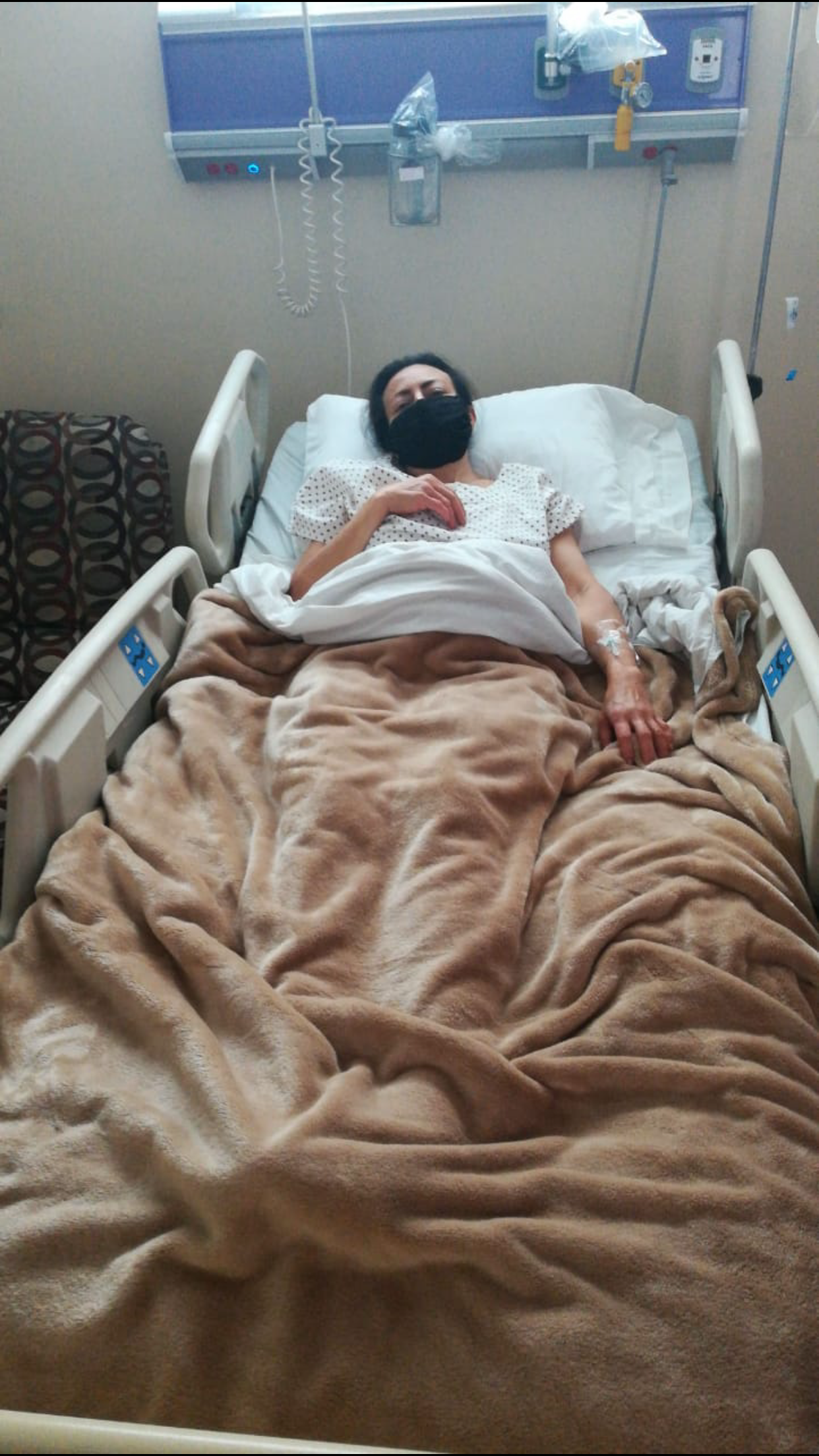 Please help, my mom have cancer campaign photo, 2 of 5