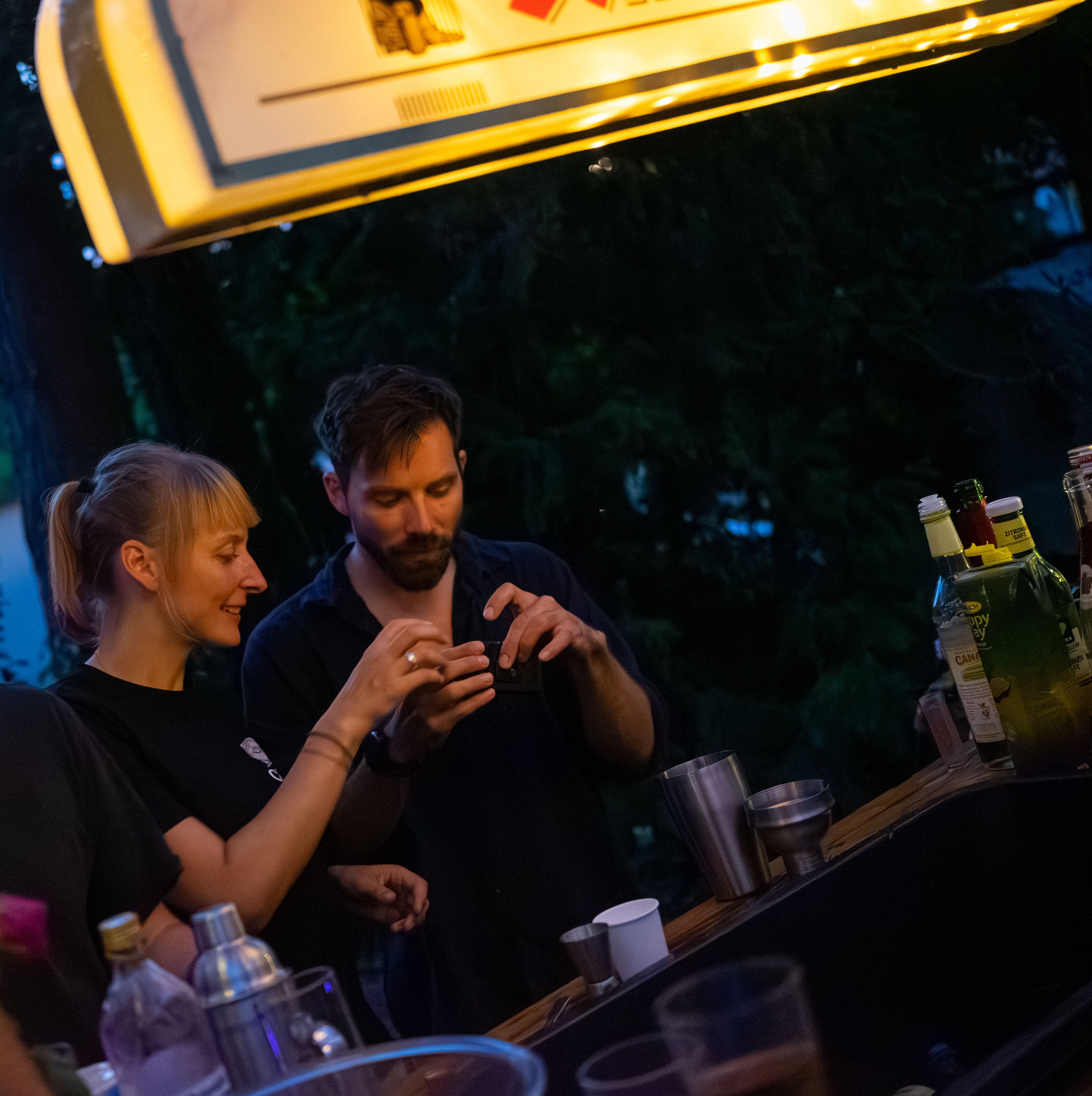 In der 32-16-8 herrscht Konjunktur die ganze Nacht! campaign photo, 4 of 5