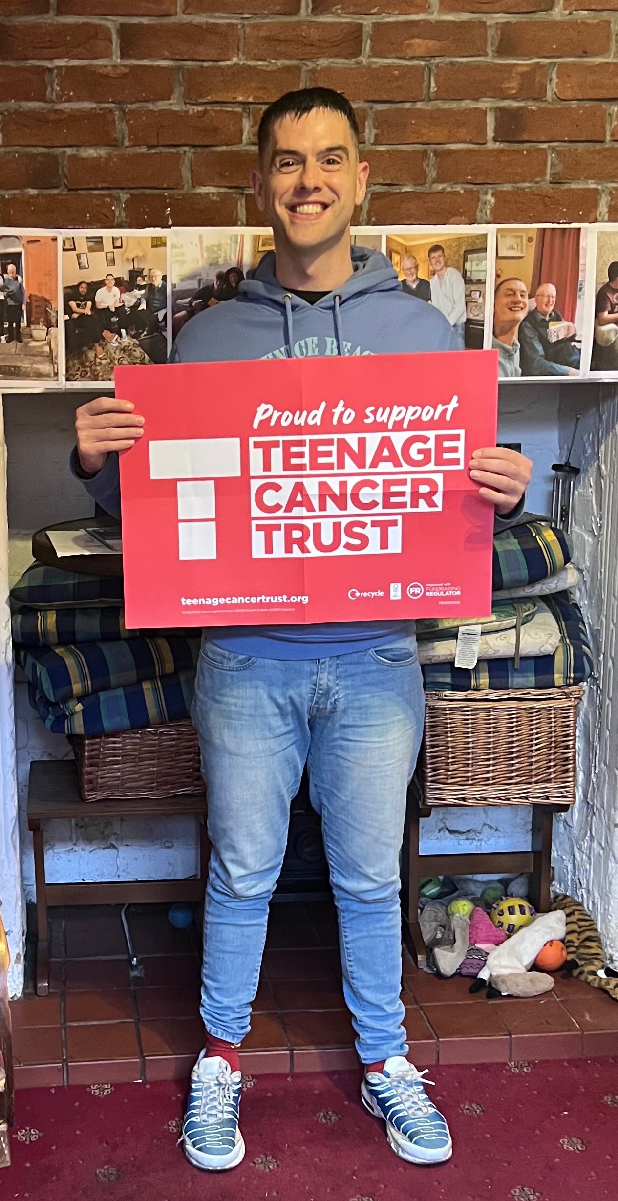 Solving 100 Rubix Cubes in 24 hours for Teenage Cancer campaign photo, 2 of 6