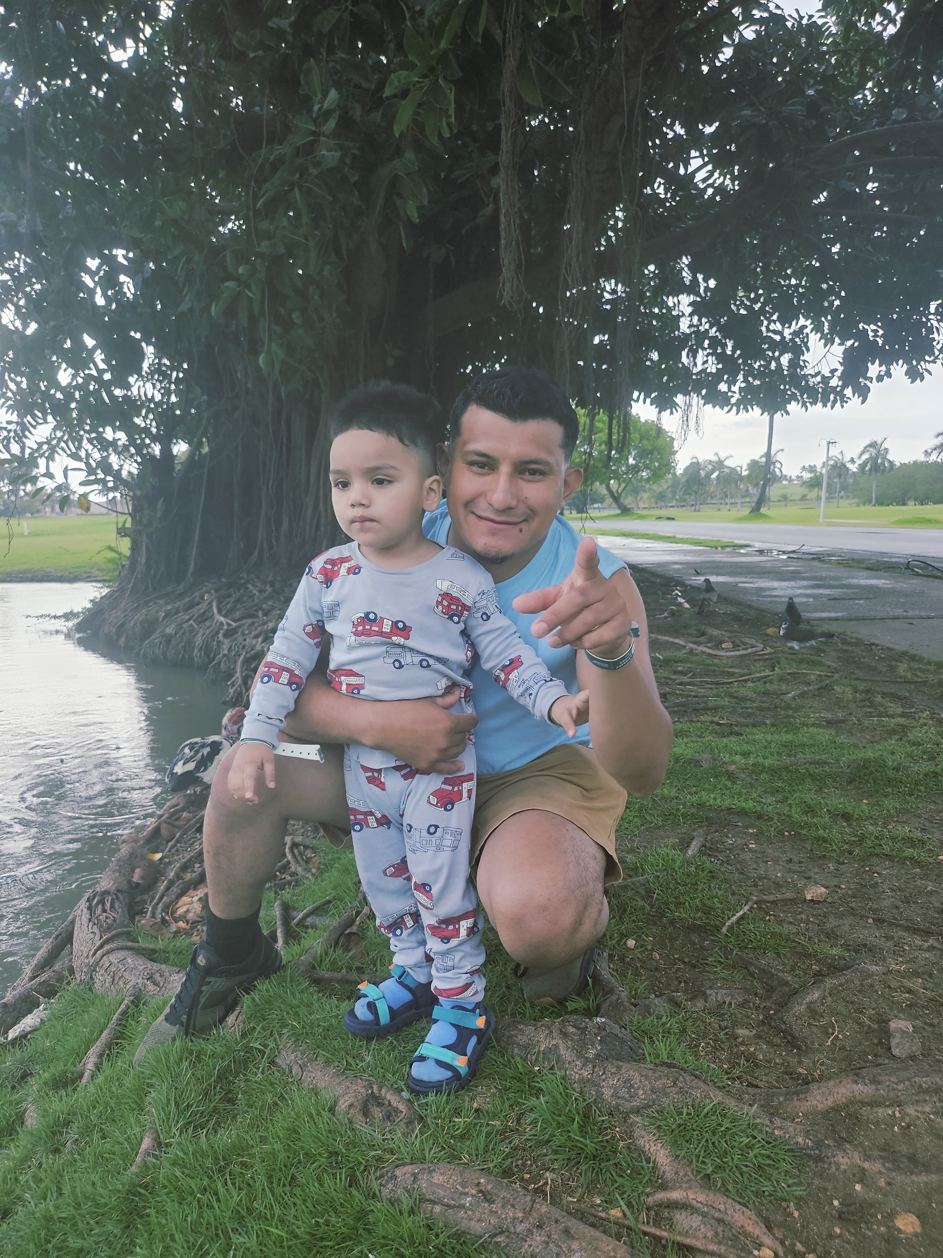 Mom of Three Needs Help After Husband’s Detention campaign photo, 2 of 5