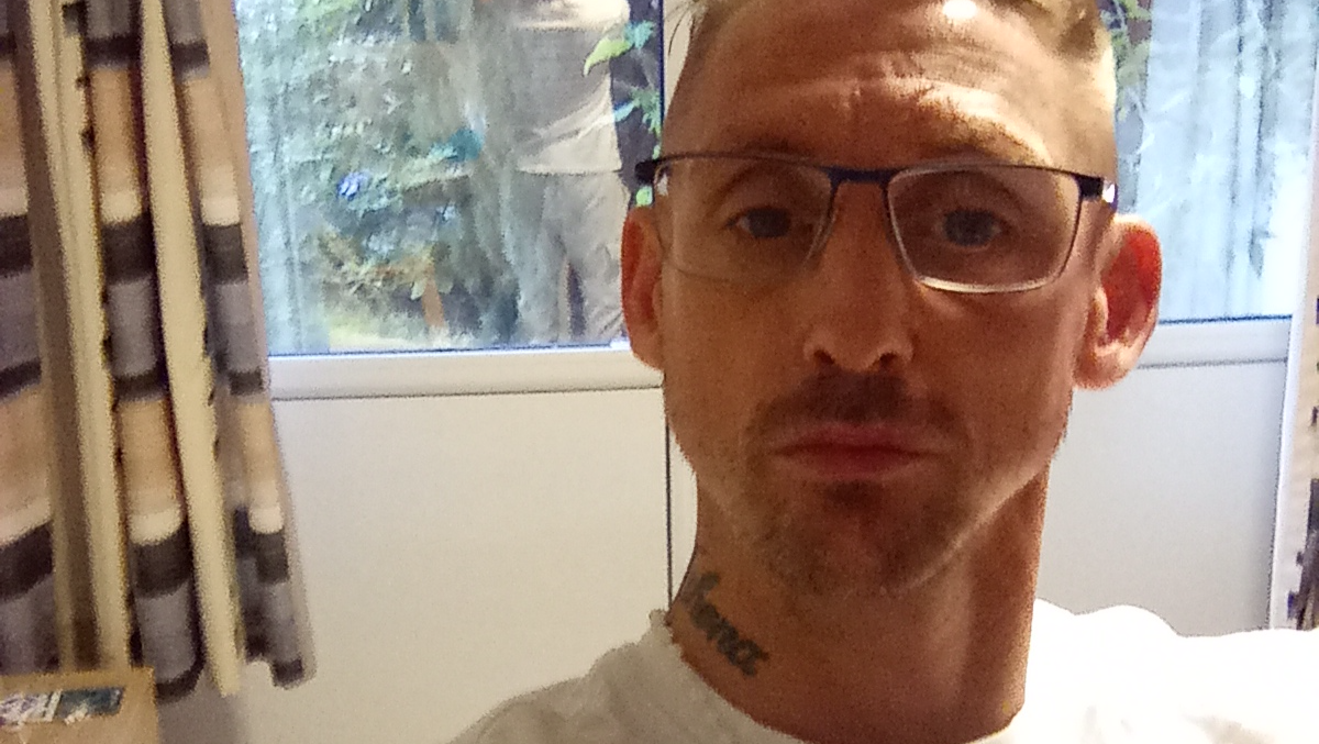 I need help for rent and deposit and furniture for a flat I photo