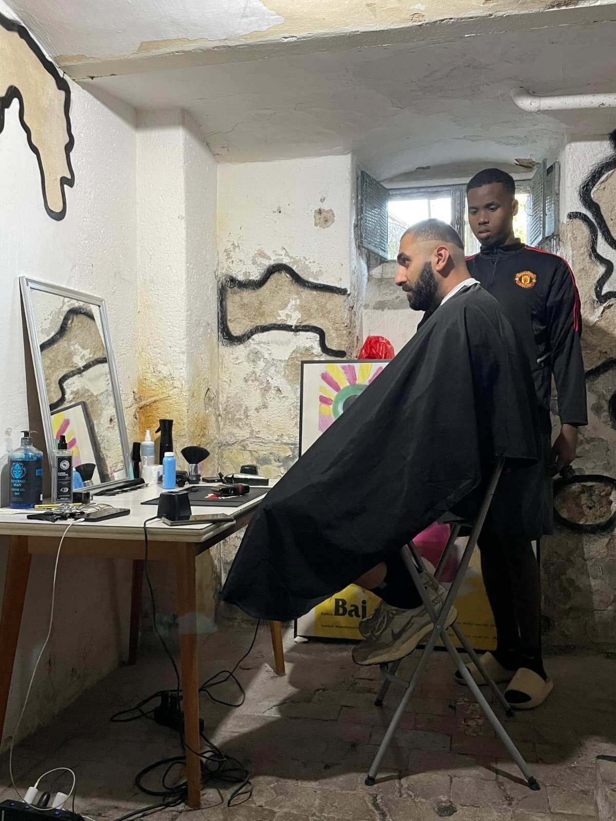 Ein Stuhl für seinen Traum ✂️ campaign photo, 2 of 3