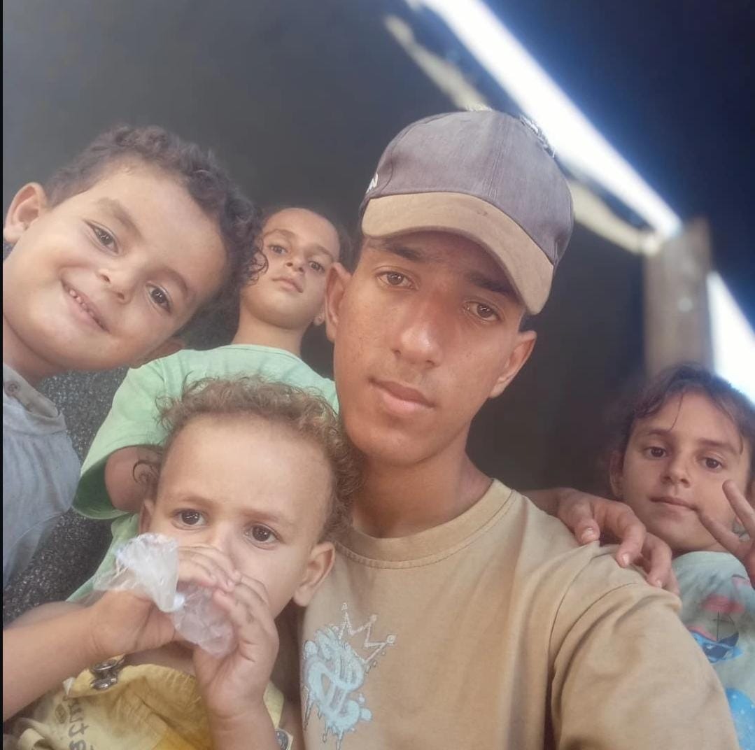Please help me to get out of Gaza and live a decent life campaign photo, 7 of 8