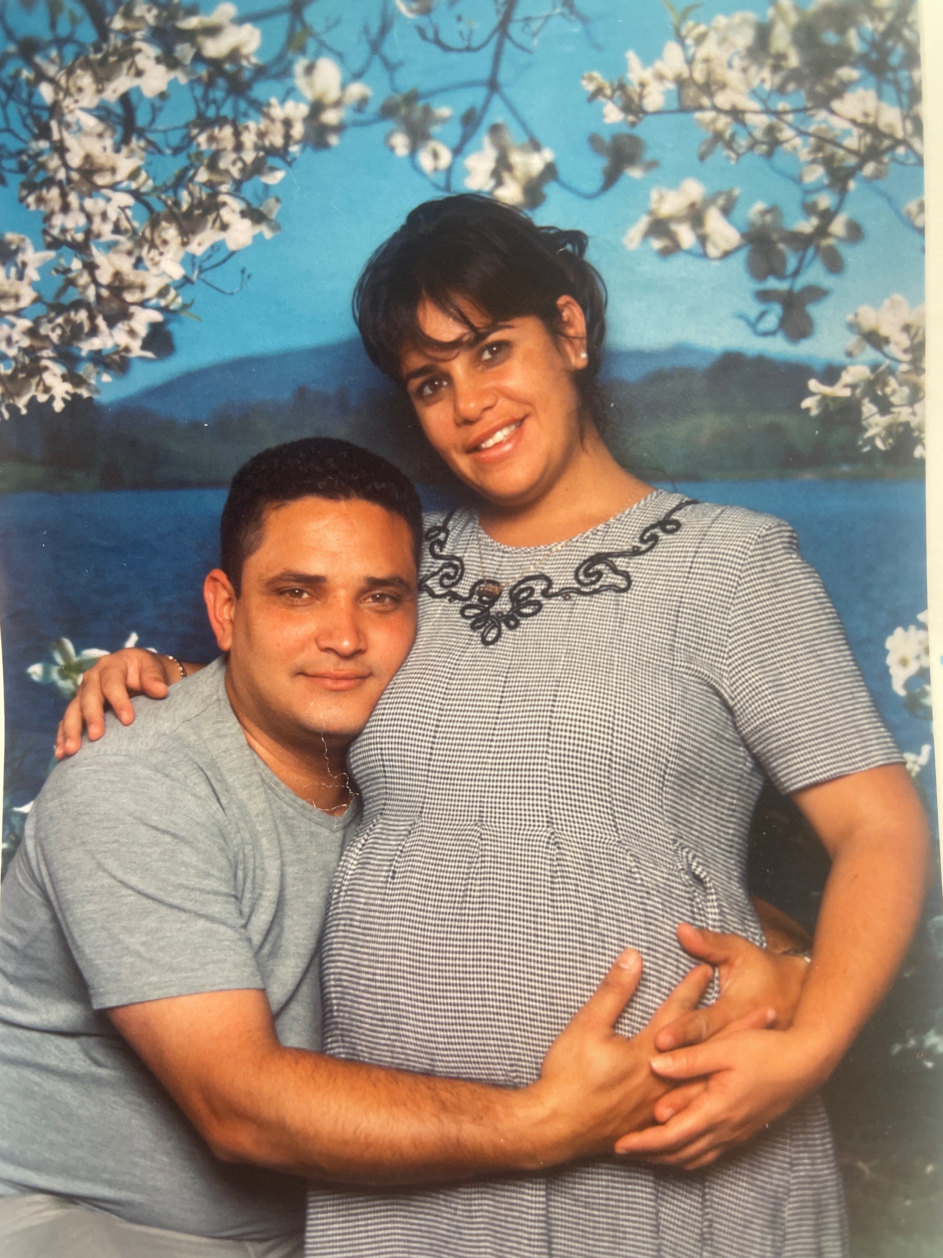 Donate to Aid a Family Battling Cancer and Financial Crisis campaign photo, 7 of 8