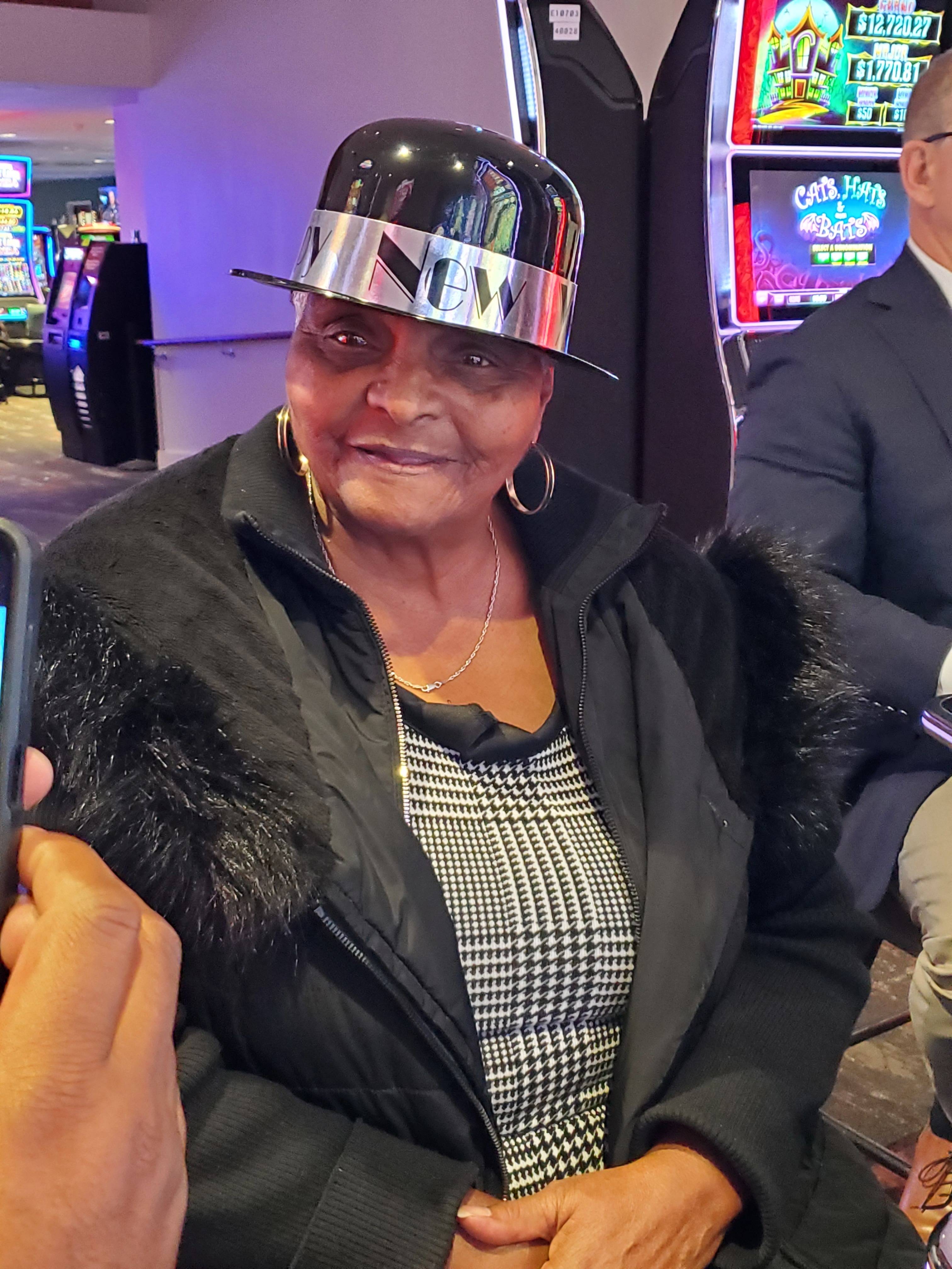 Donate for Ms. Sara Johnson's Final Farewell campaign photo, 4 of 5