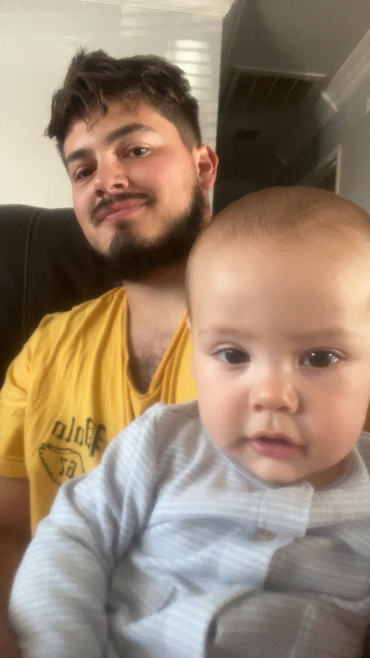 Help Jose Mendoza cover hand reconstruction surgery campaign photo, 2 of 6