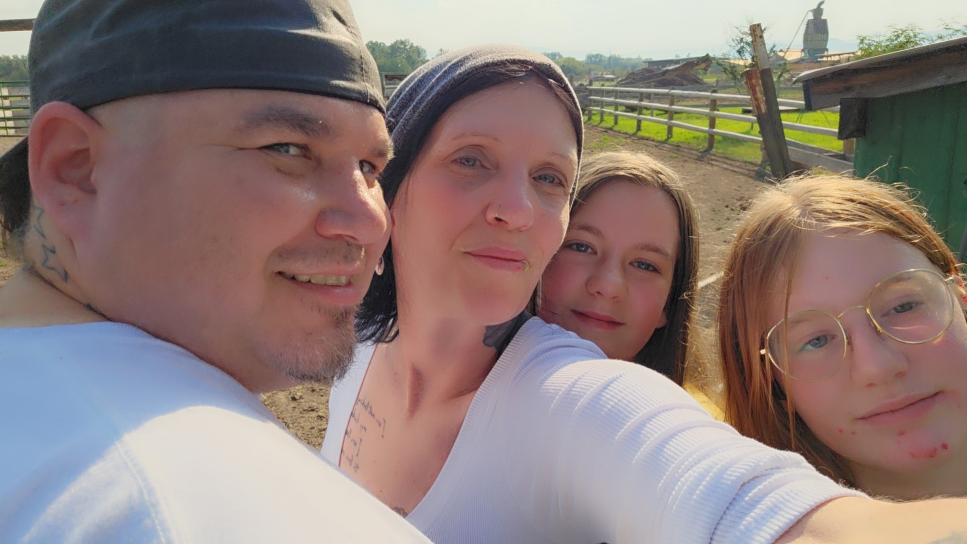 Cancer, love knows no bounds campaign photo, 5 of 8