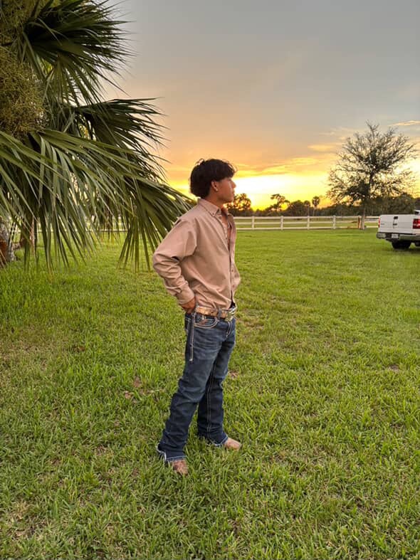 Donate to Eivar Vazquez's Medical and Family Needs campaign photo, 6 of 7