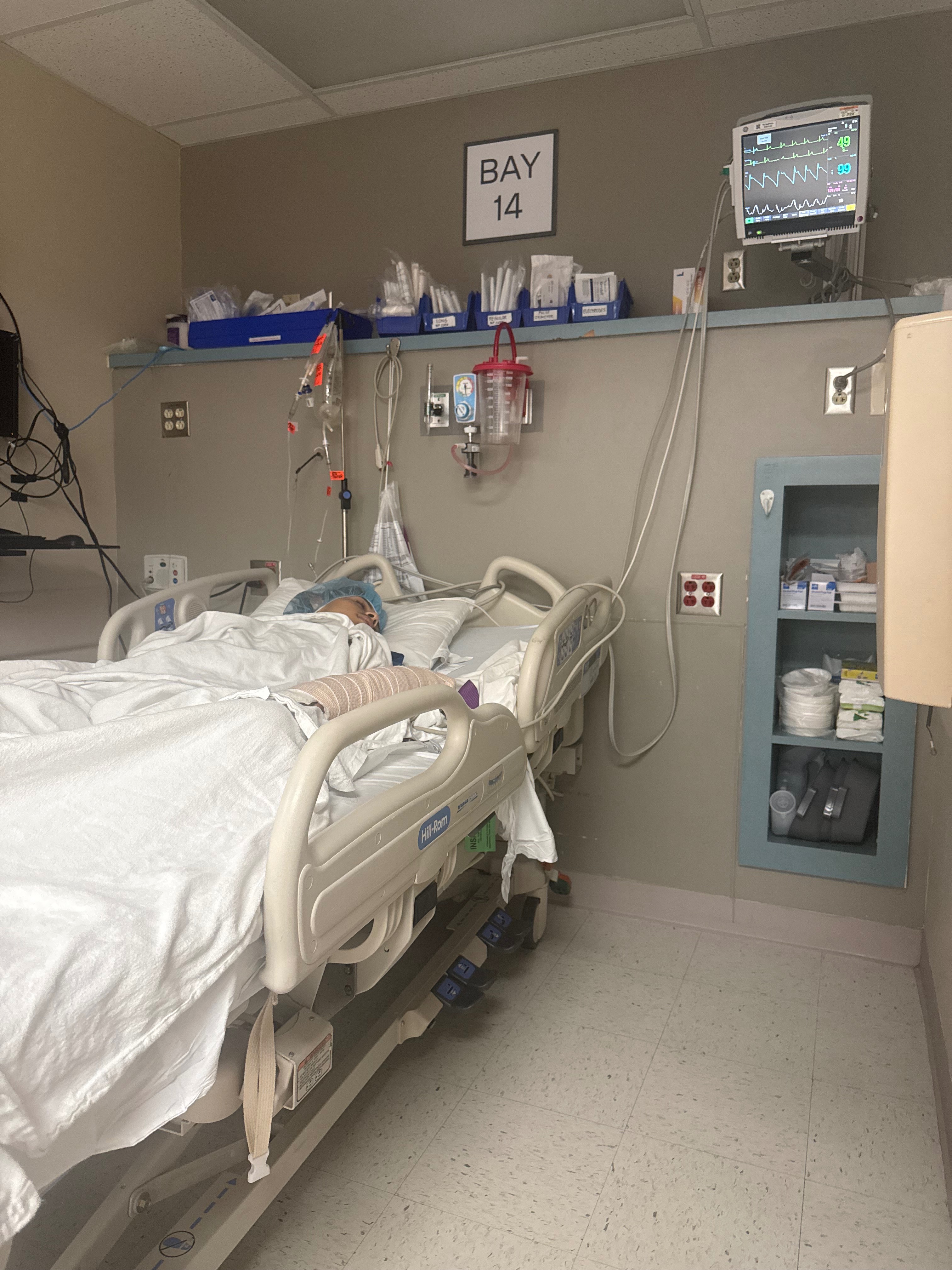 Donate to Eivar Vazquez's Medical and Family Needs campaign photo, 5 of 7