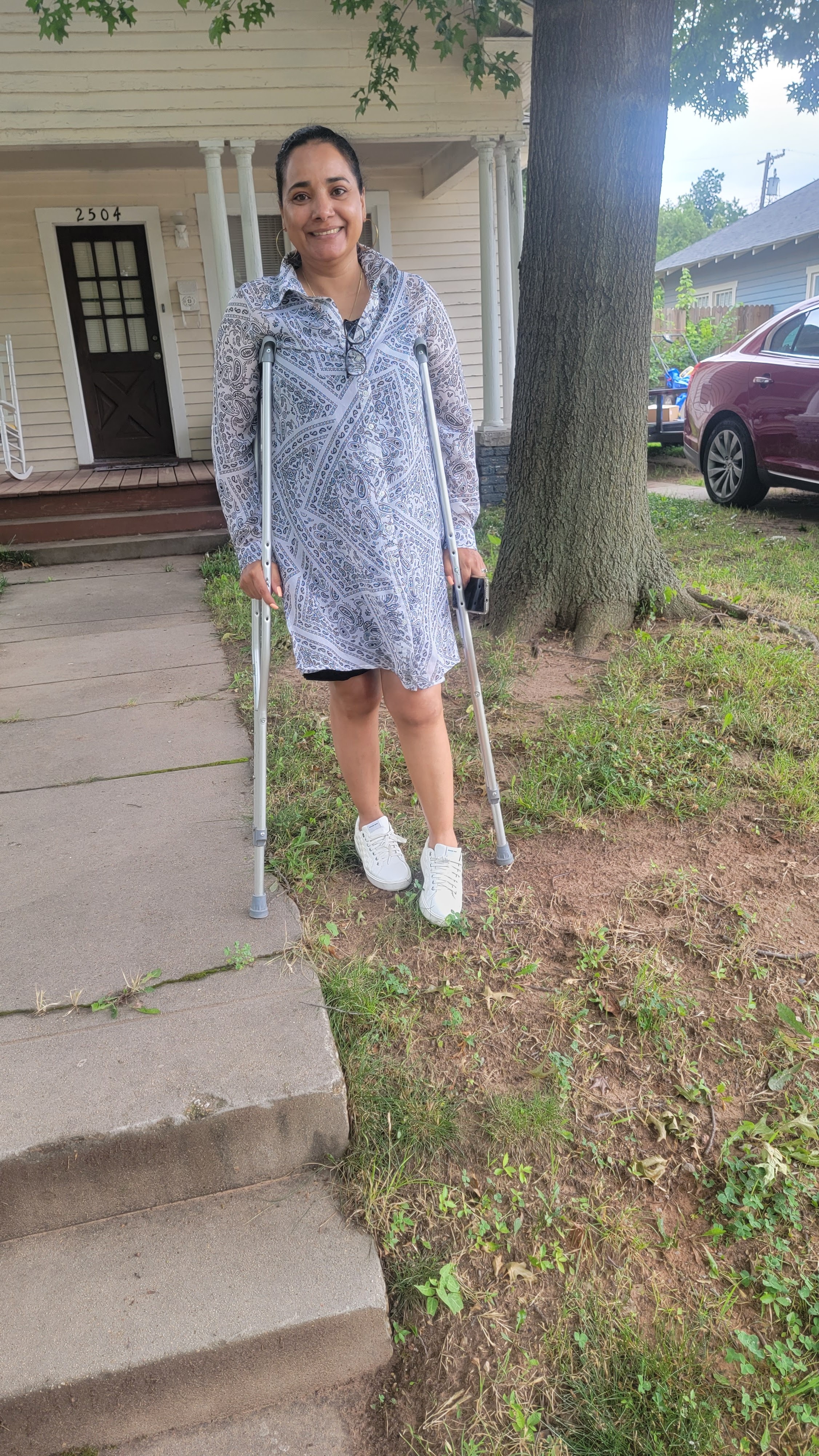 Help Jobana Walk Again: Fund Her Knee Surgery campaign photo, 4 of 5