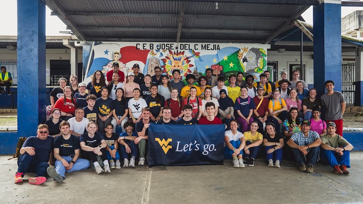 Help Me Bring Dental Care to Panama with Global Brigades! campaign photo, 4 of 7