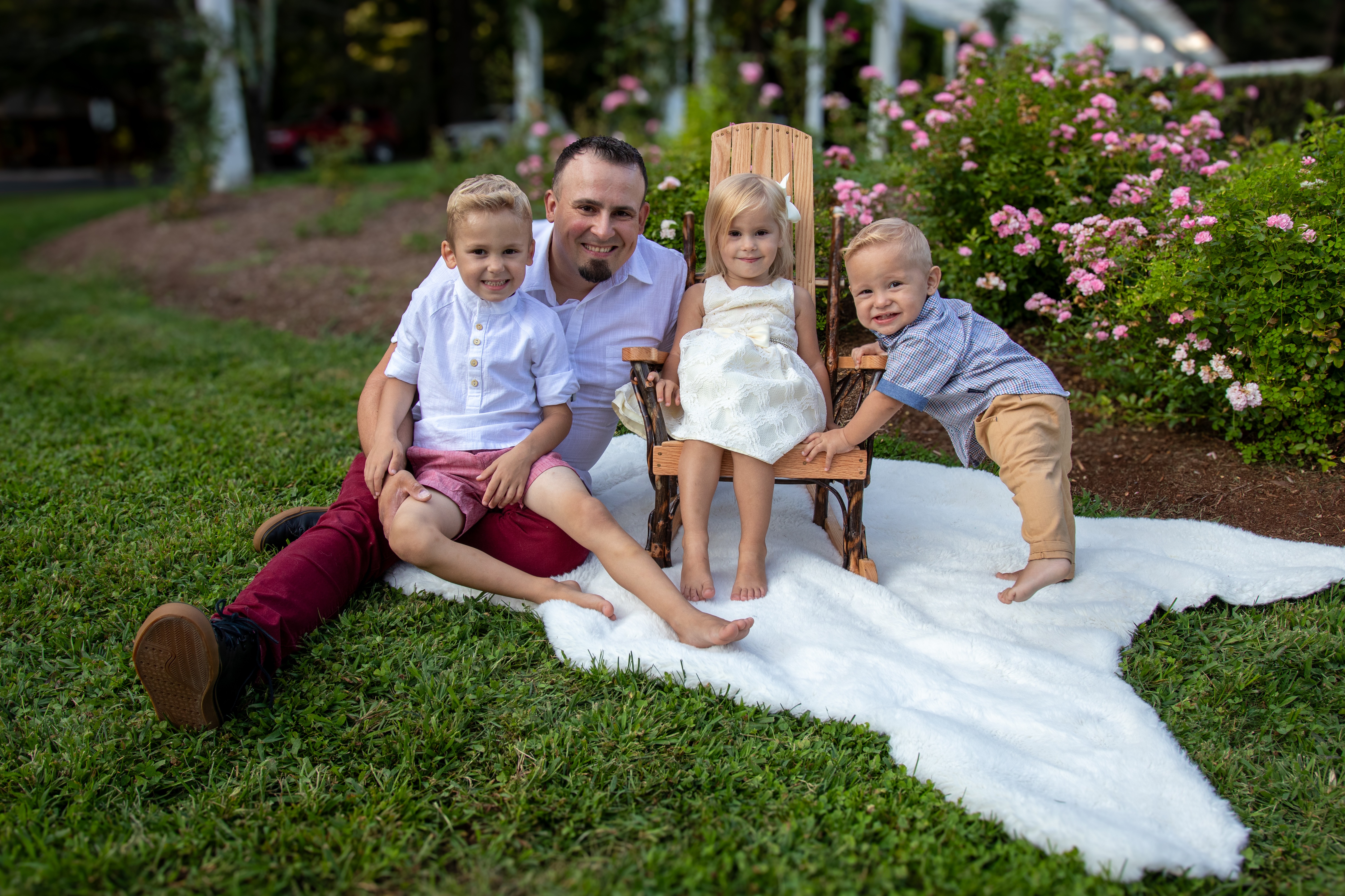 “Standing Strong for Noah & Noelle’s Fight Against Diabetes” campaign photo, 6 of 7