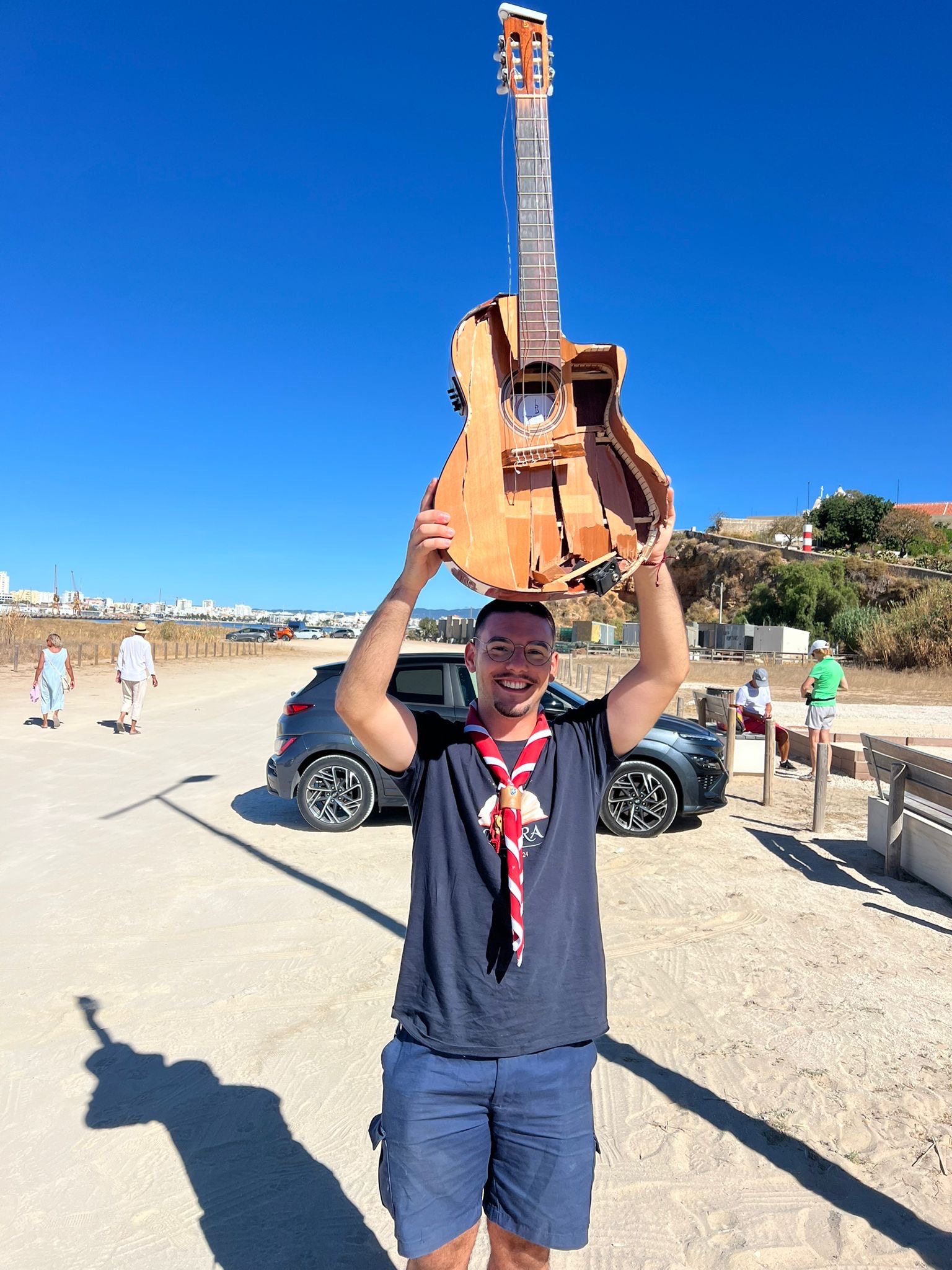 Guitarrinha do Marcos Master campaign photo, 2 of 6