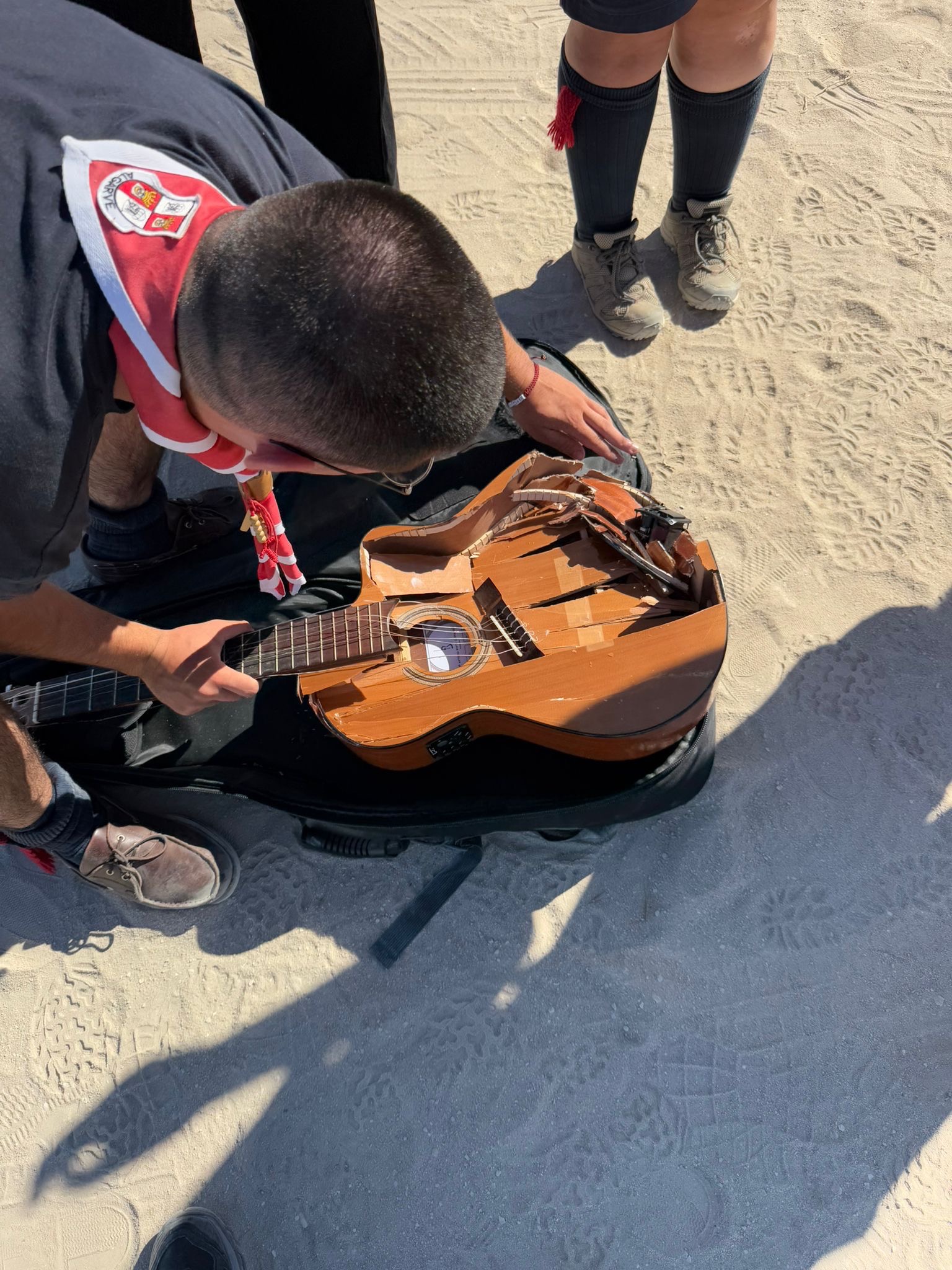 Guitarrinha do Marcos Master campaign photo, 4 of 6