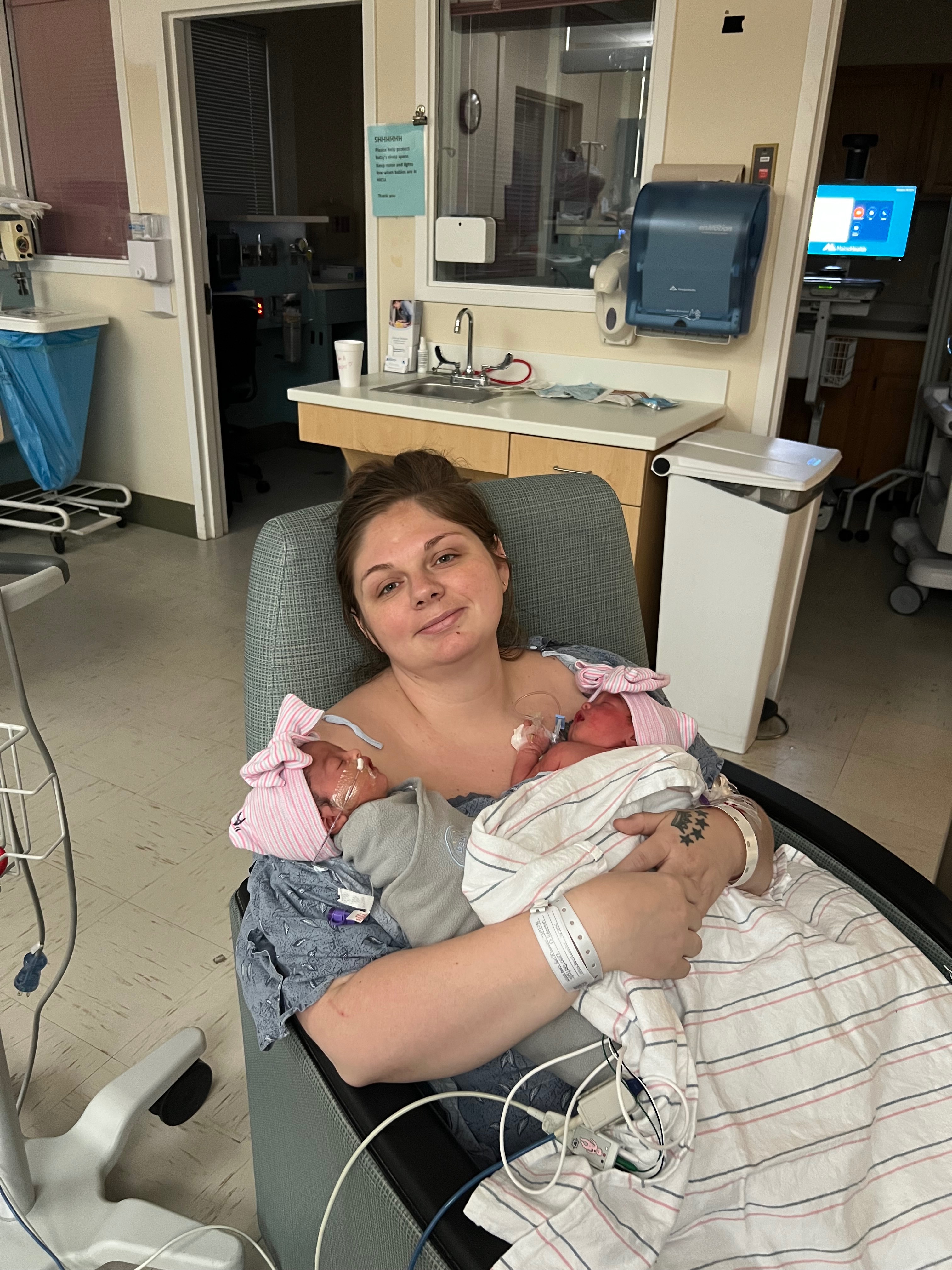 Support Emmilee and Her Premature Twins Harper and Hazel campaign photo, 6 of 8