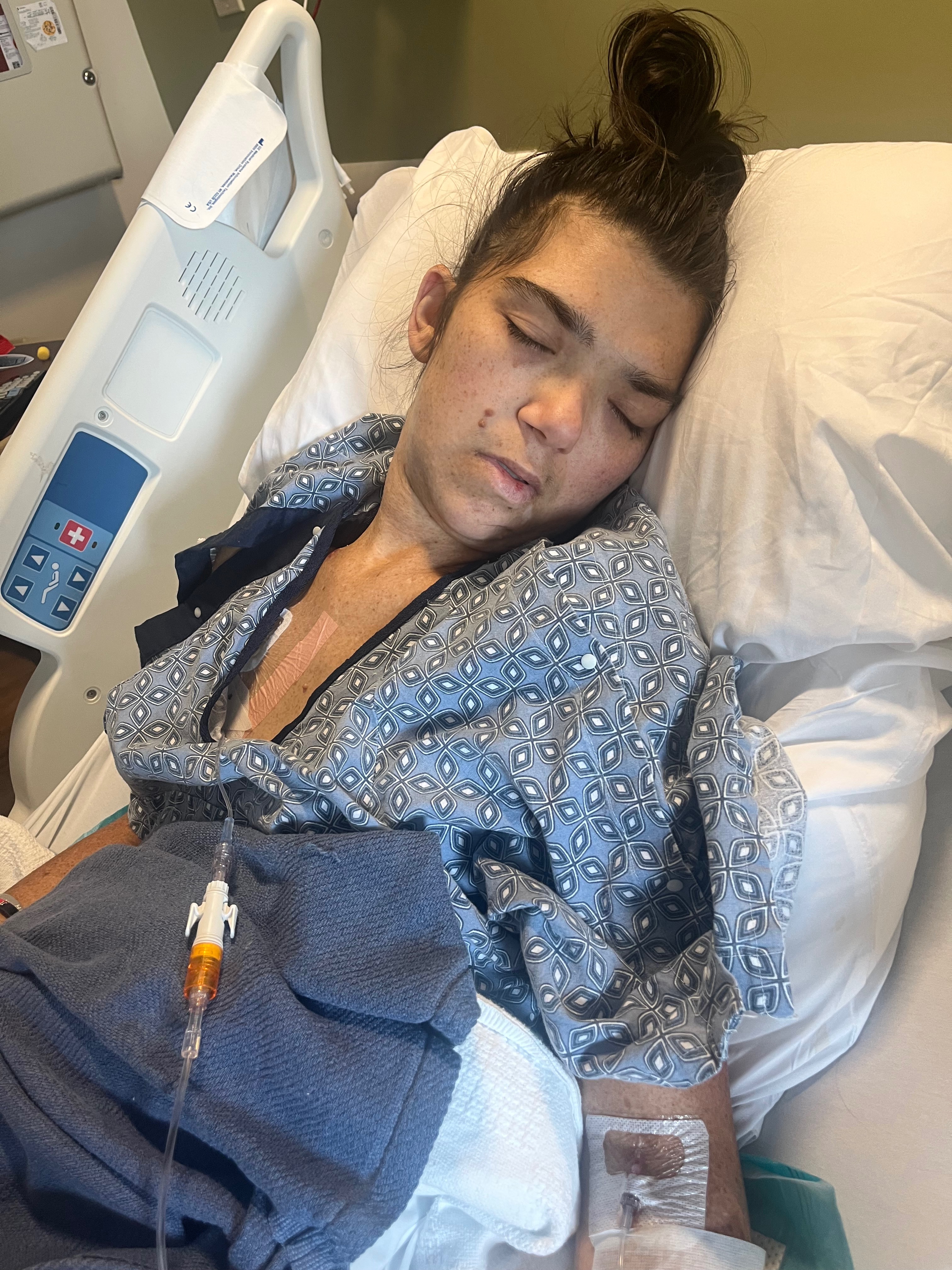 Donate to Audrey Morris's Cancer Treatment campaign photo, 5 of 6