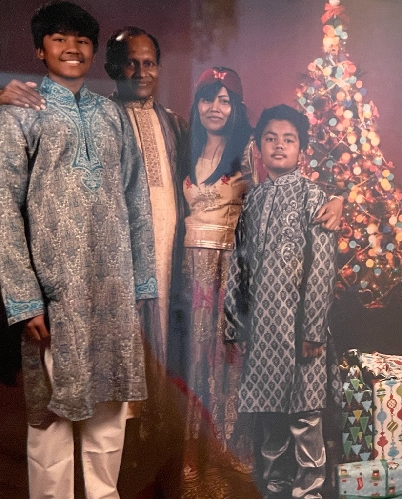 Rinku Roy, SRN campaign photo, 2 of 4