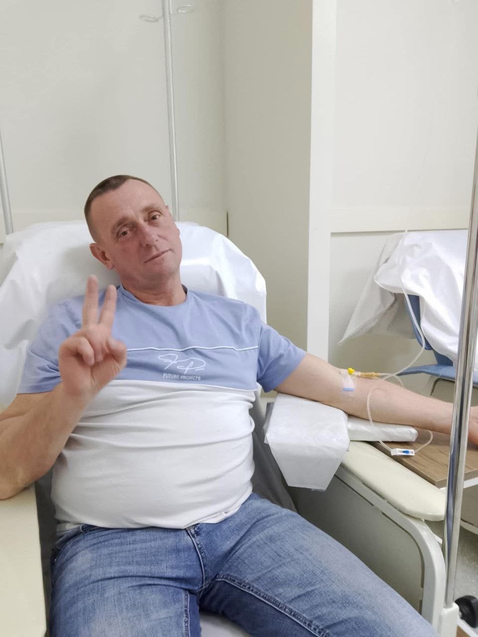 Help my brother, who has melanoma, hope for recovery campaign photo, 4 of 5