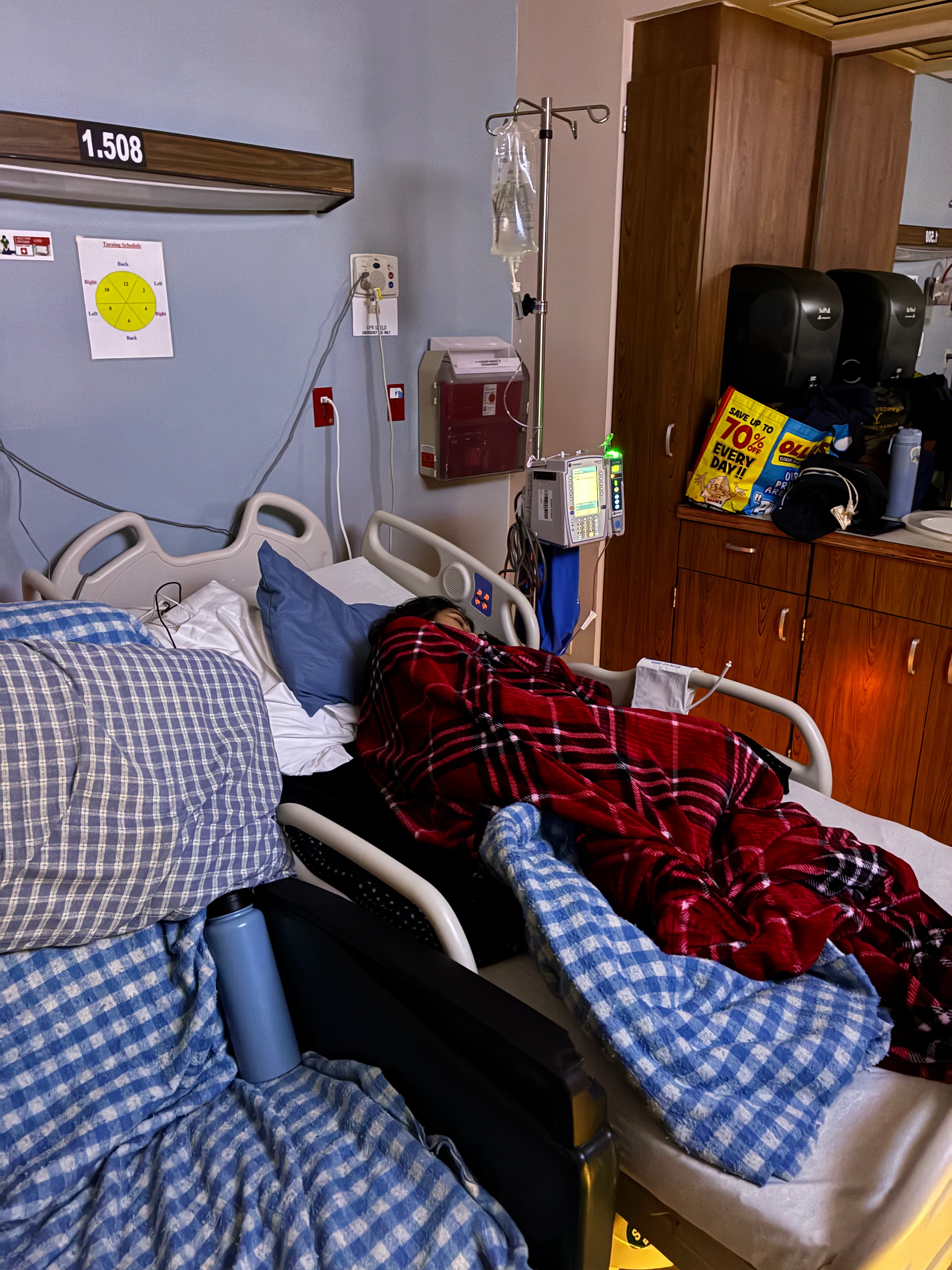 Support Desserey's Urgent Medical Needs campaign photo, 6 of 8