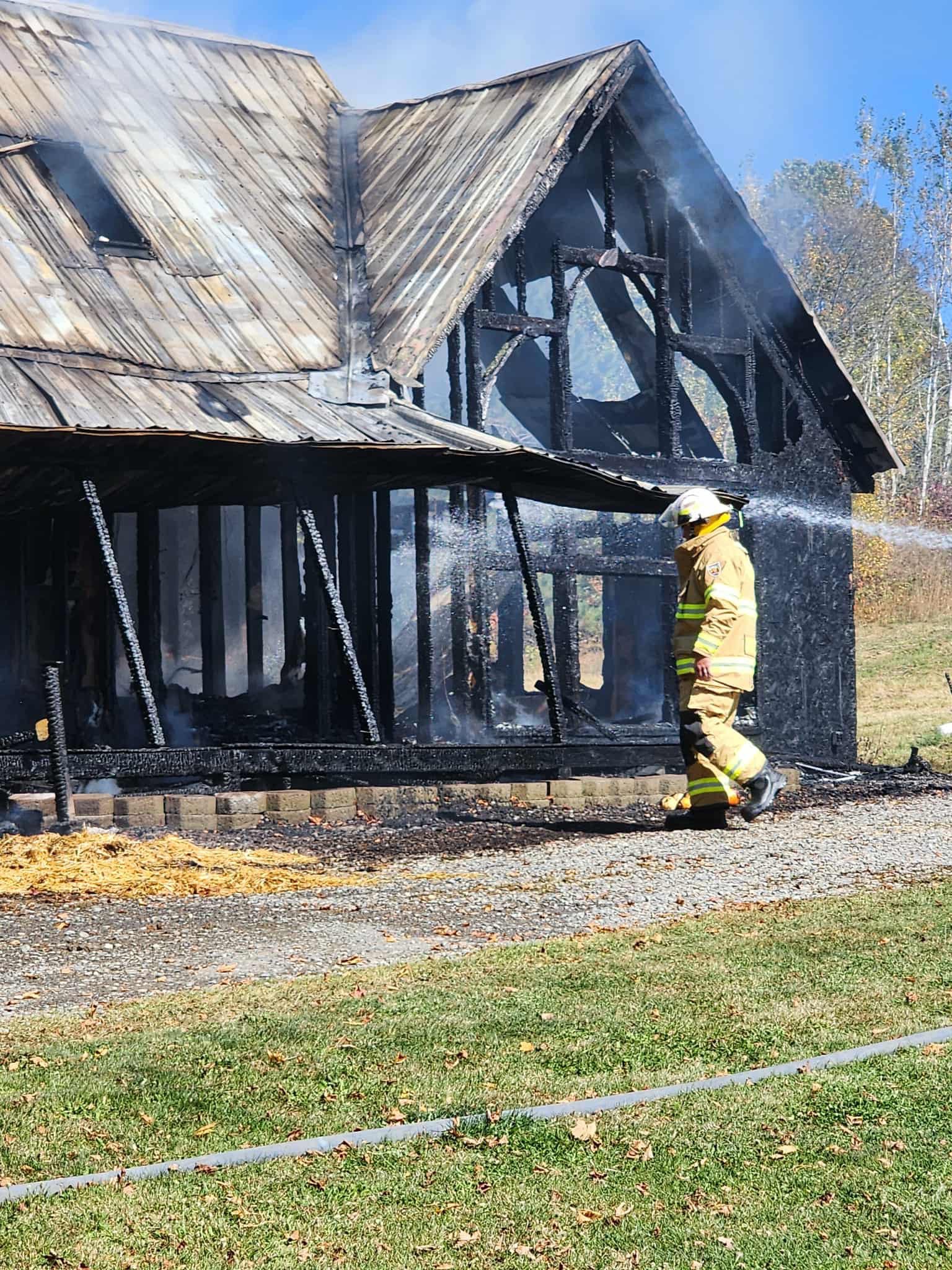 Support Julie and Kids After House Fire campaign photo, 2 of 6