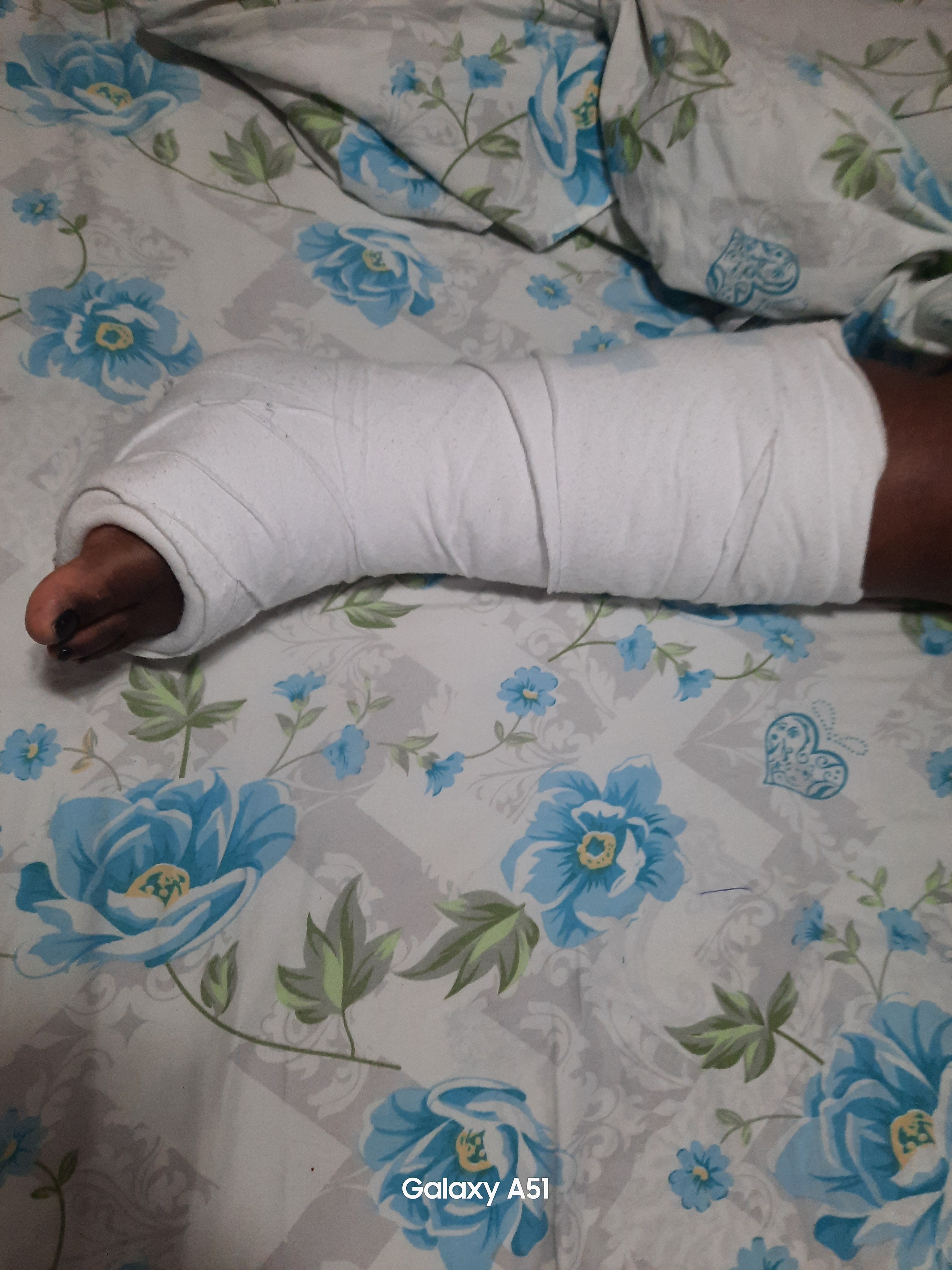 Seeking help to go under a minor surgery. campaign photo, 2 of 7